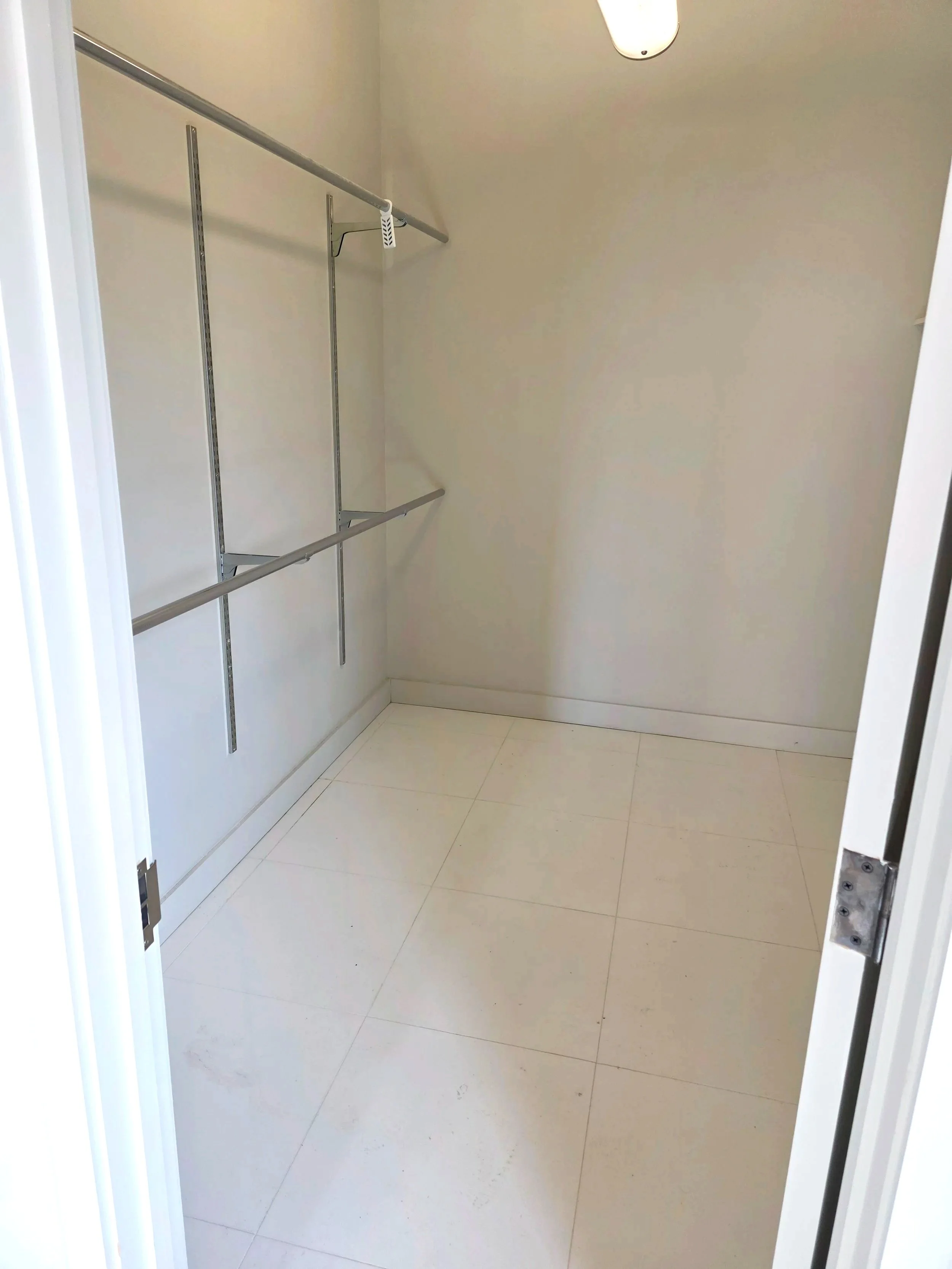 Walk in Closet - Primary