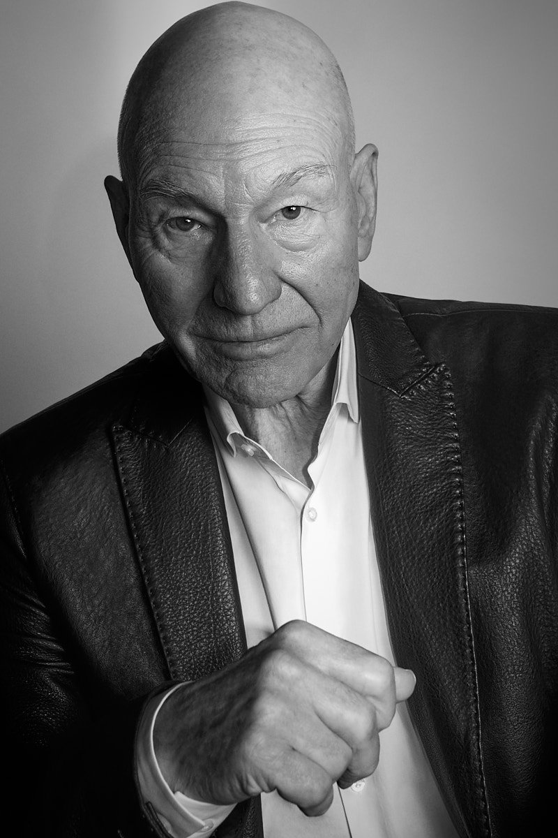 star-trek-patrick-stewart-023-784c0bpb4.jpg