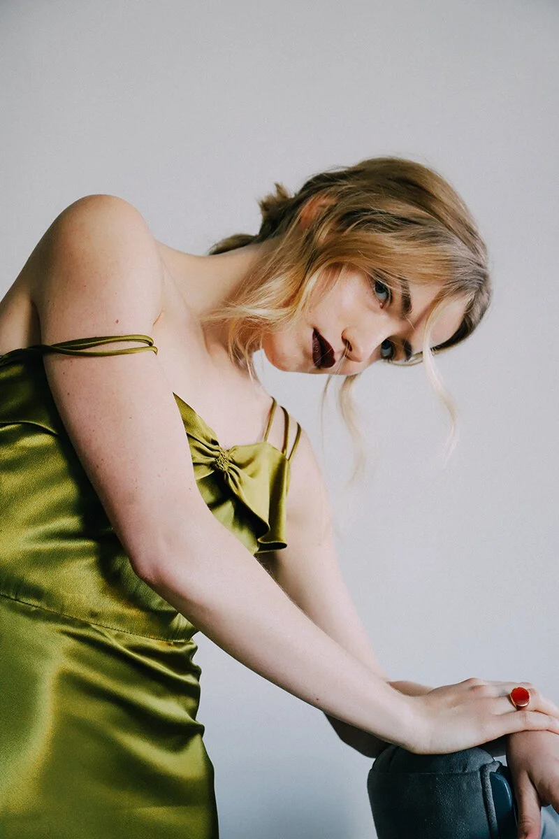 RESIZEFlaunt-Willa-Fitzgerald-15.jpg