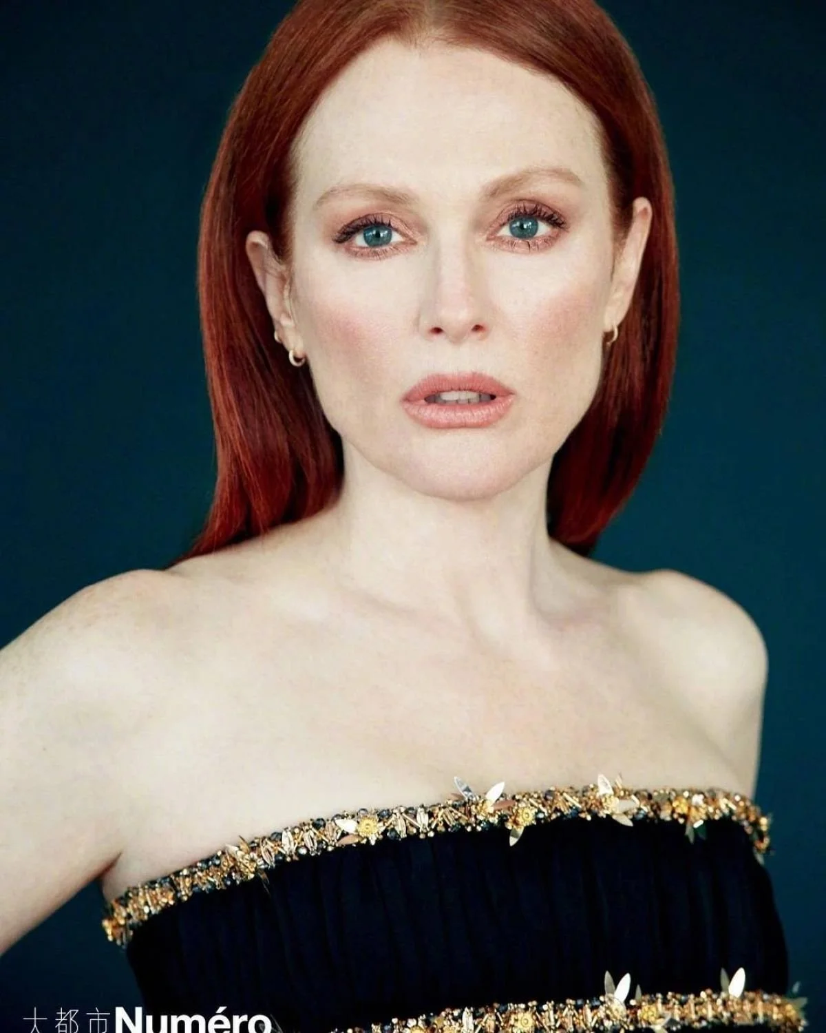 julianne-moore-in-numero-magazine-china-may-2019-6.jpg