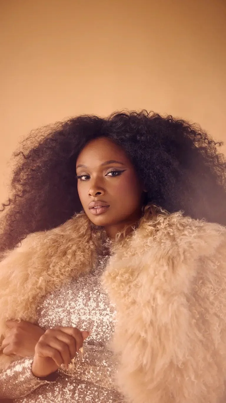 RROSALES_ALEXA_JENNIFER_HUDSON_1021_COVER.jpg