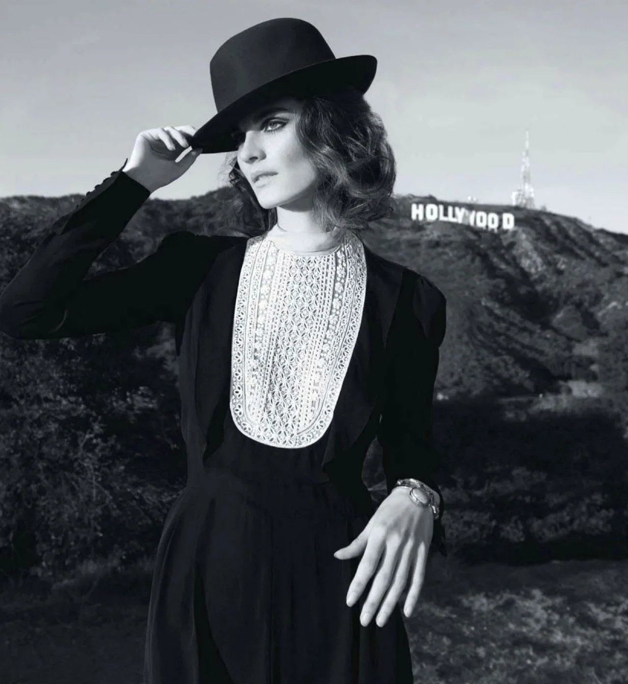 NoSmoKing-LOfficiel-April13_2.jpg