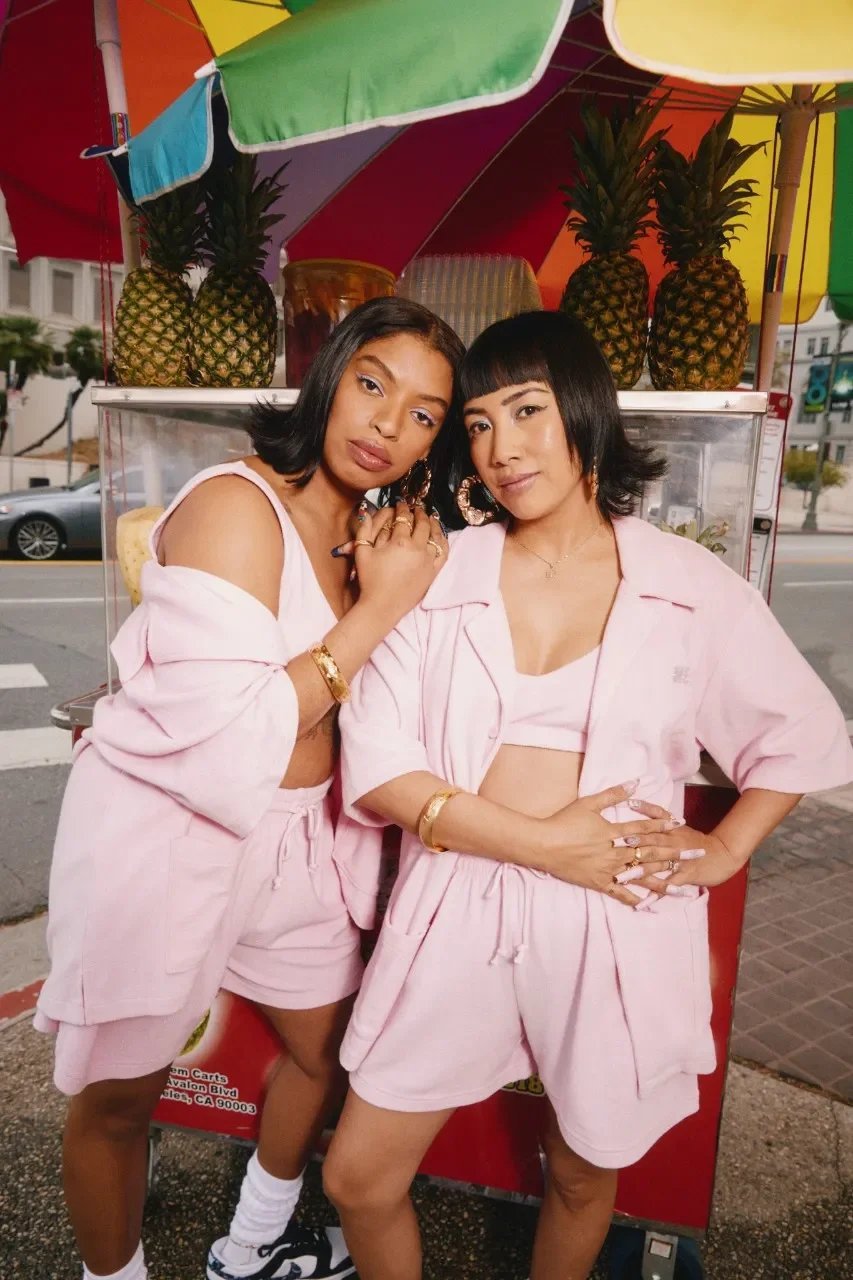 ME_Group-Pink_2015-1280x1280-1.jpeg.webp