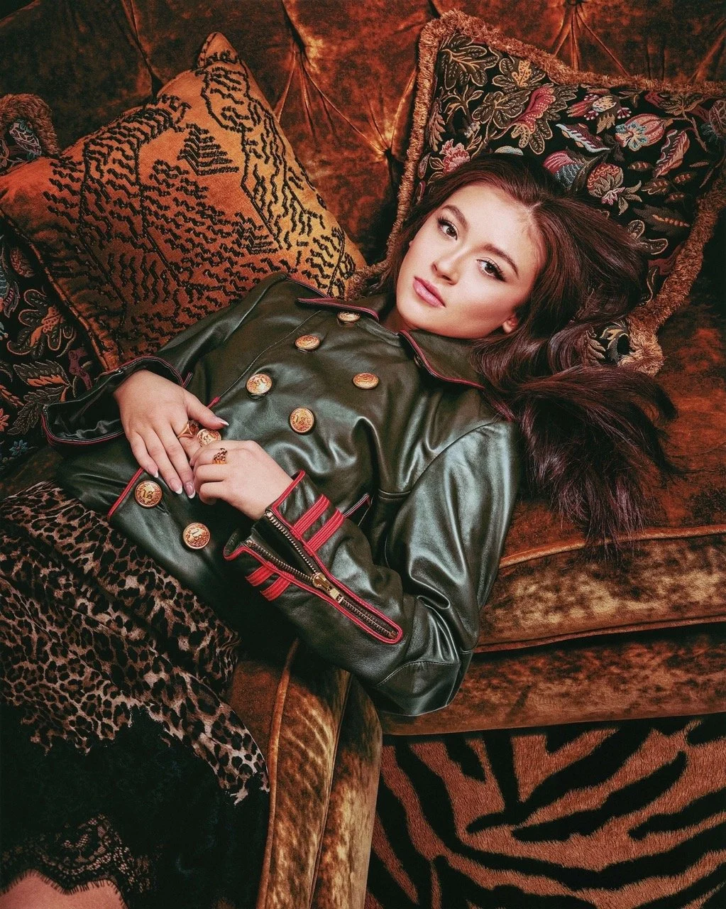 69ce92821437a4d635ecaf0b_203_FLAUNT_MAGAZINE_FORAGERS_WEB_ANNA_CATHCART3 Large.jpeg