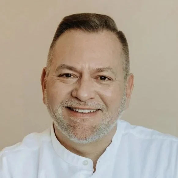 Portrait of Brian Brunius, founder of NYC Reiki Center and Koshin Reiki.