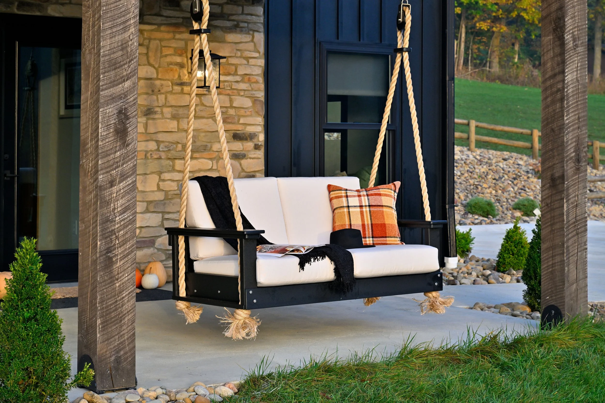 Lanai Deep Seating Loveseat Swing (Black-Canvas).jpg