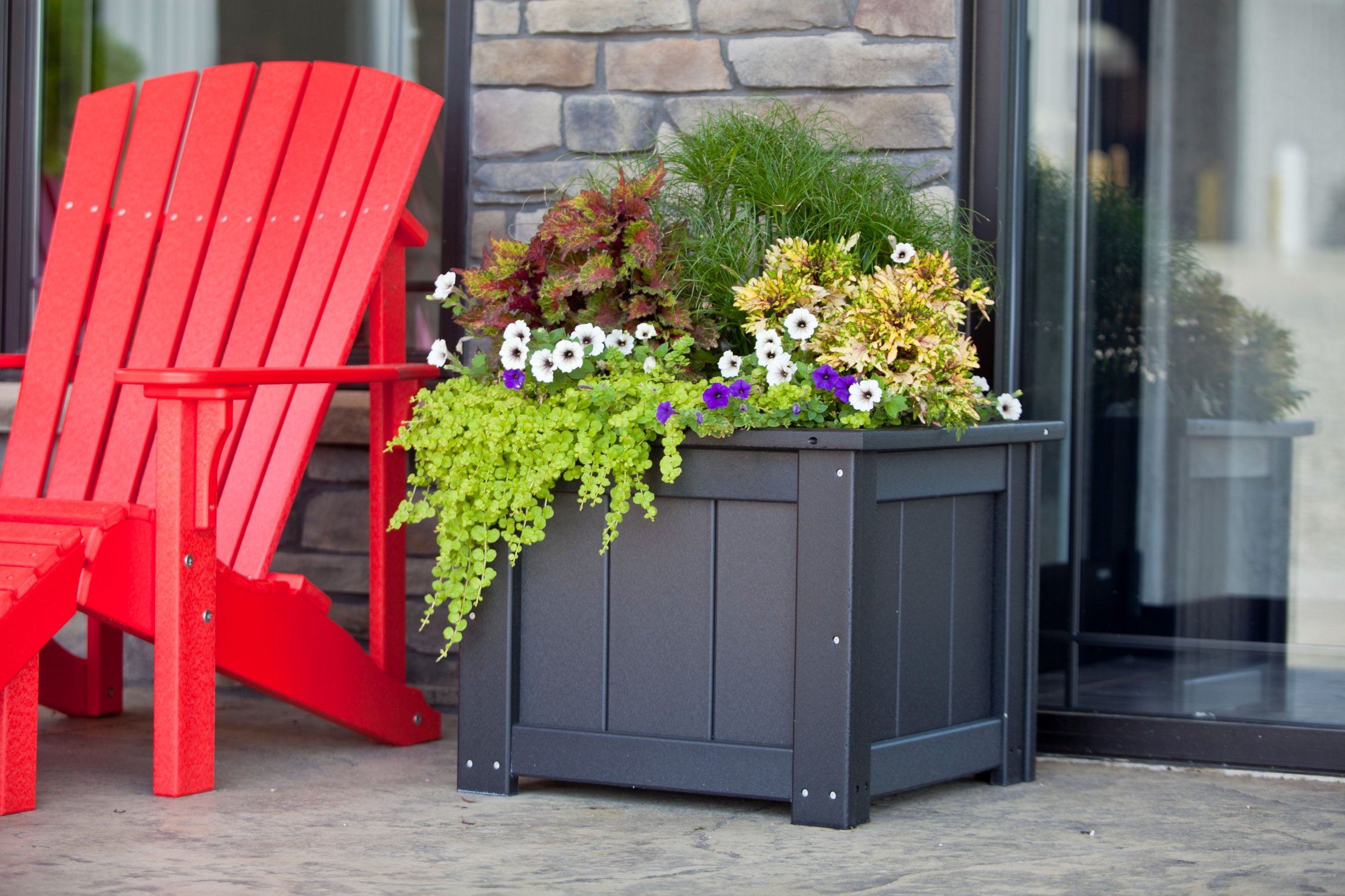 Poly 24'' Square Planter (Black) 1.jpg