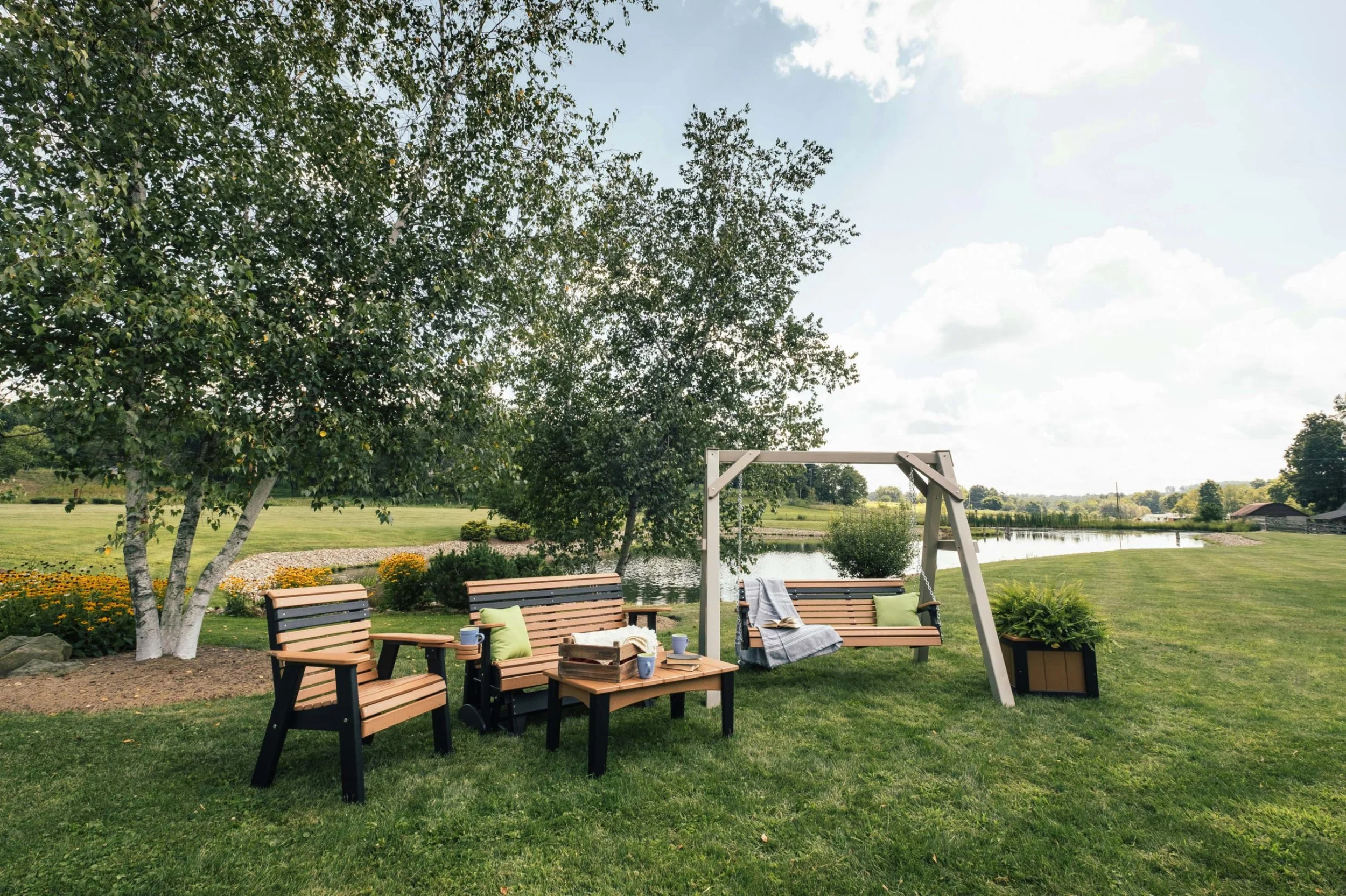 4' Plain Poly Glider (Cedar & Black).jpg