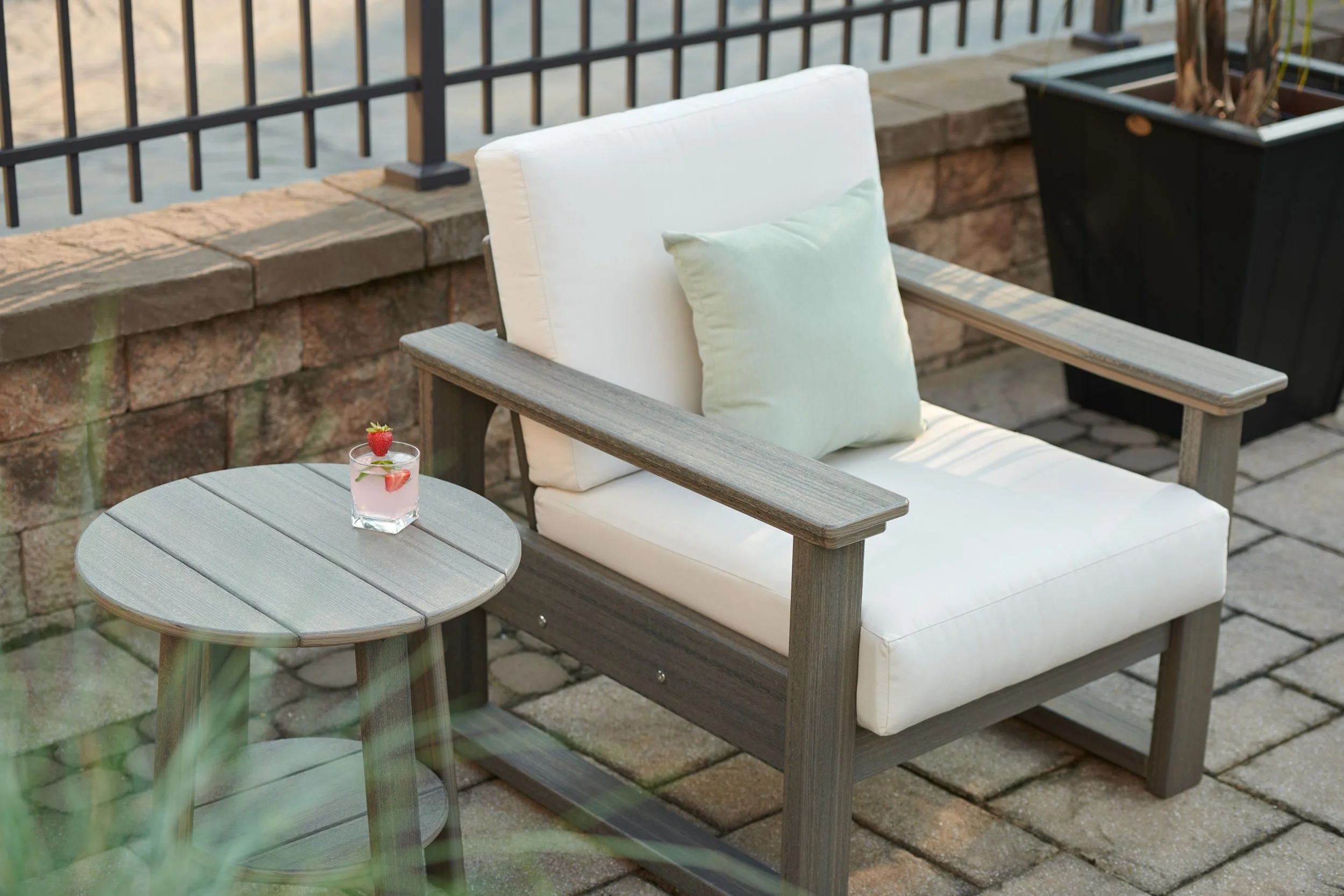 Lanai Deep Seating Chair (Coastal Gray-Canvas) 1.jpg