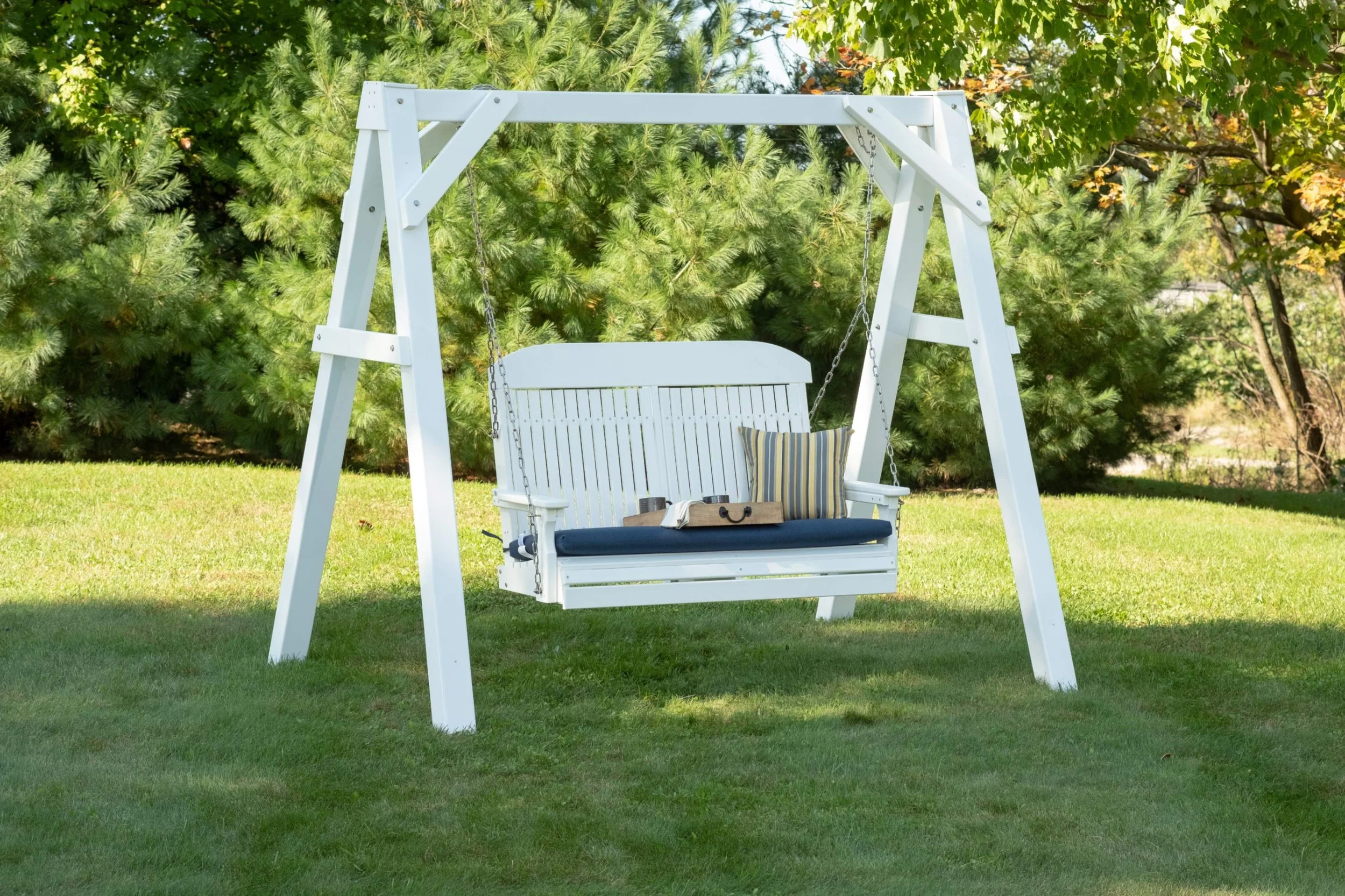 4' Classic Poly Swing (White).jpg