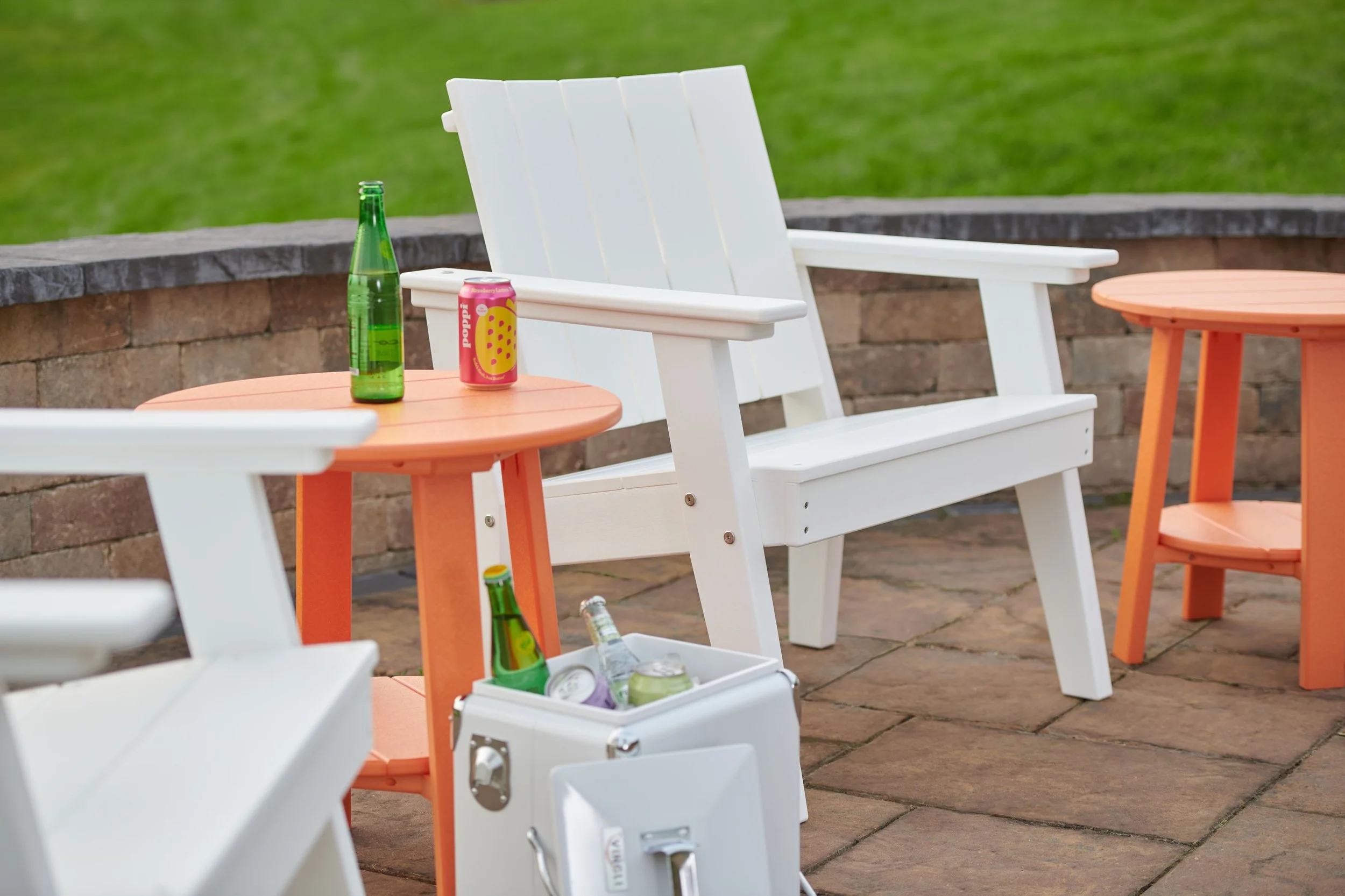 Urban Chat Chair (White).jpg