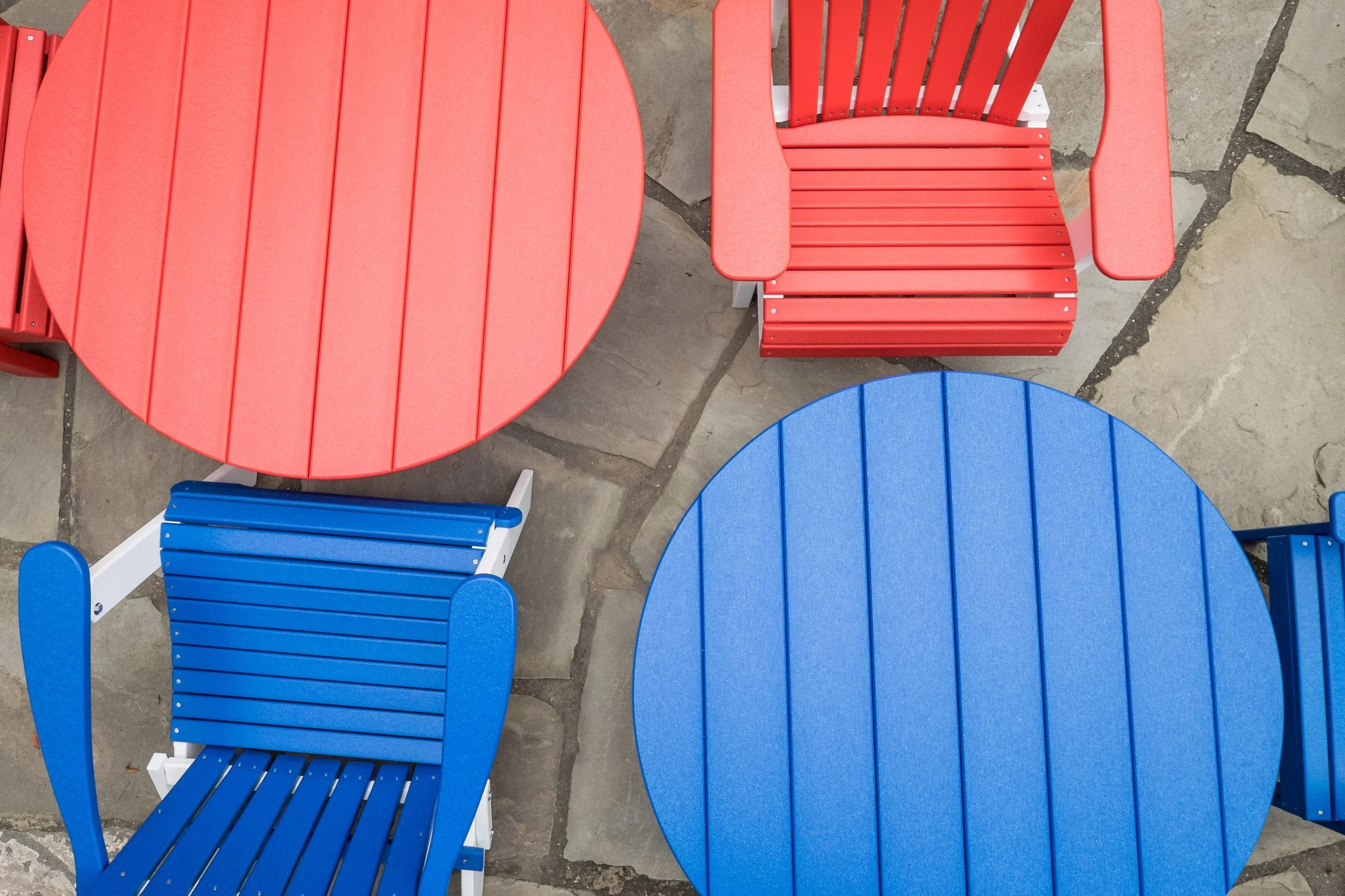 Poly Deluxe Conversation Tables (Red, Blue).jpg