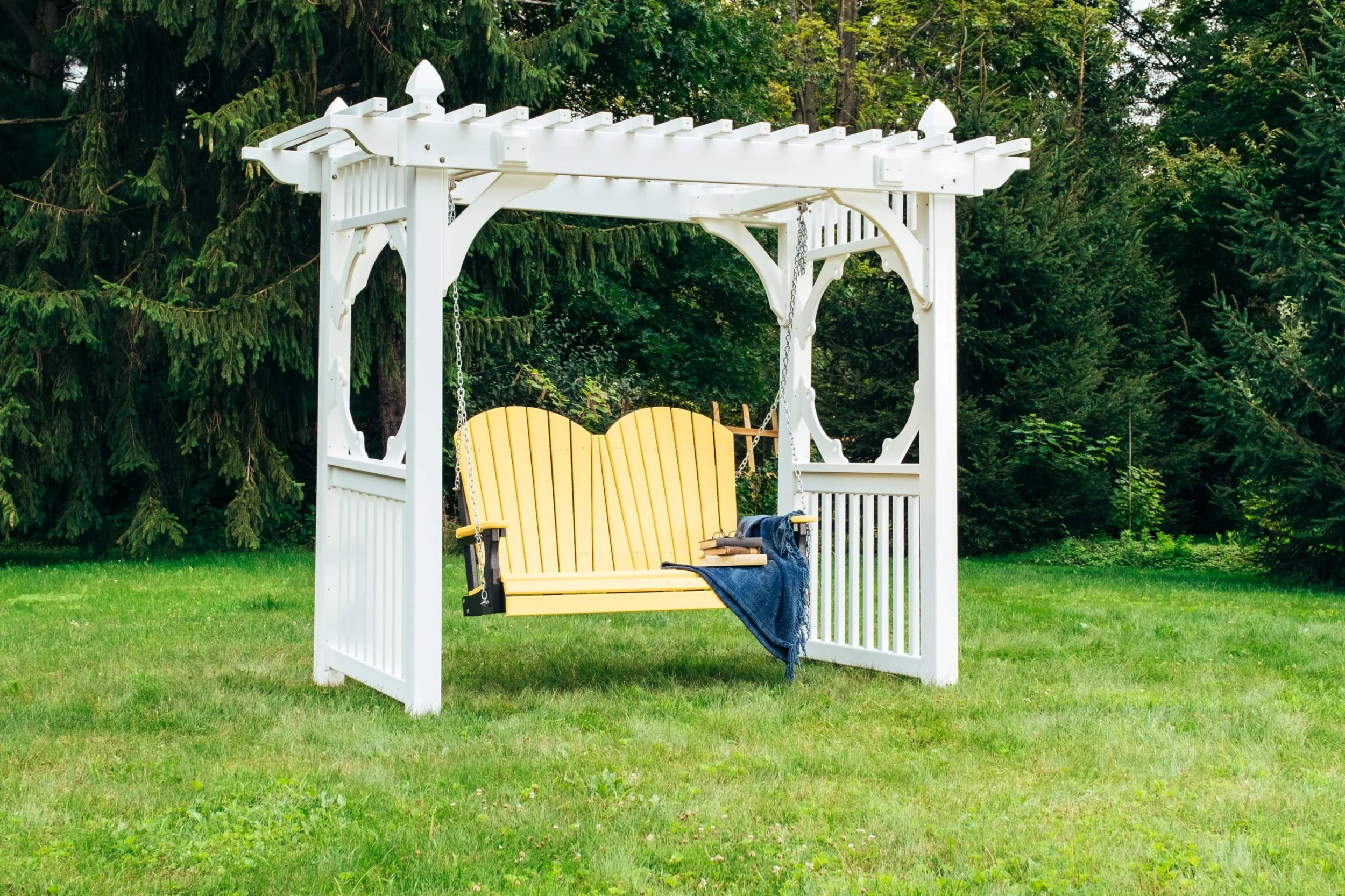 4' Adirondack Poly Swing (Yellow & Black).jpg