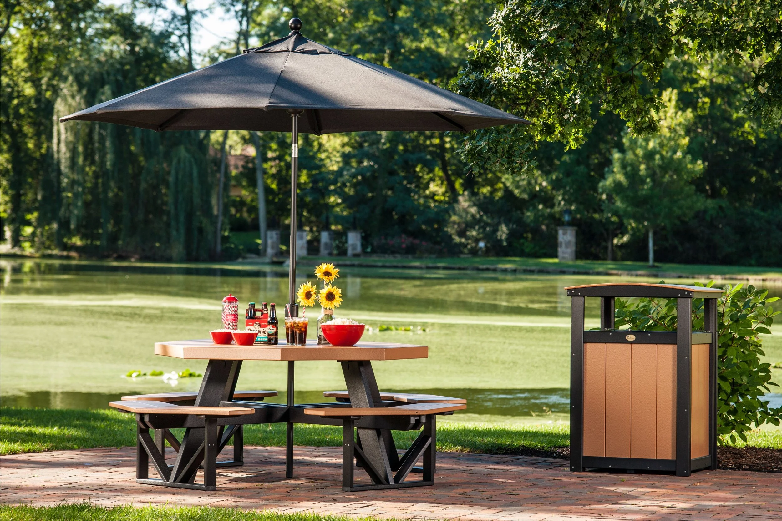 Poly Octagon Picnic Table (Cedar & Black) 1.jpg