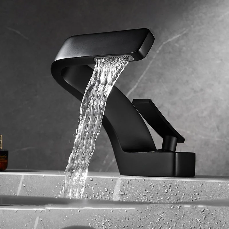 Faucet - Black.jpg