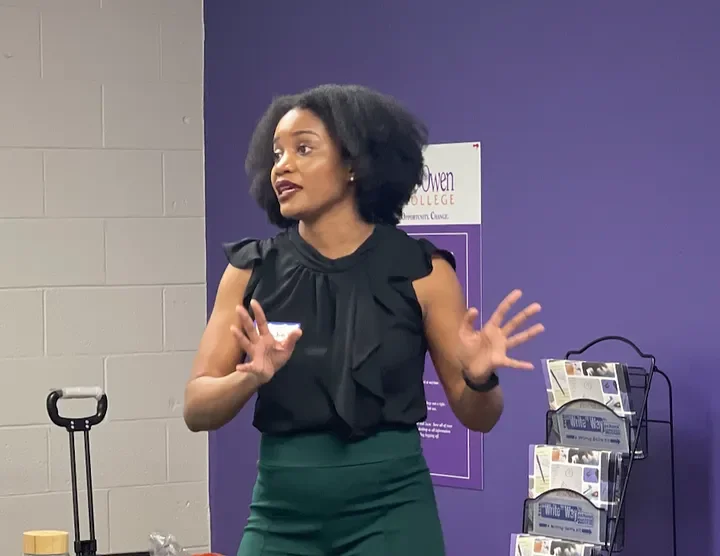 How I Overcame My Fear of Public Speaking (and You Can Too!)