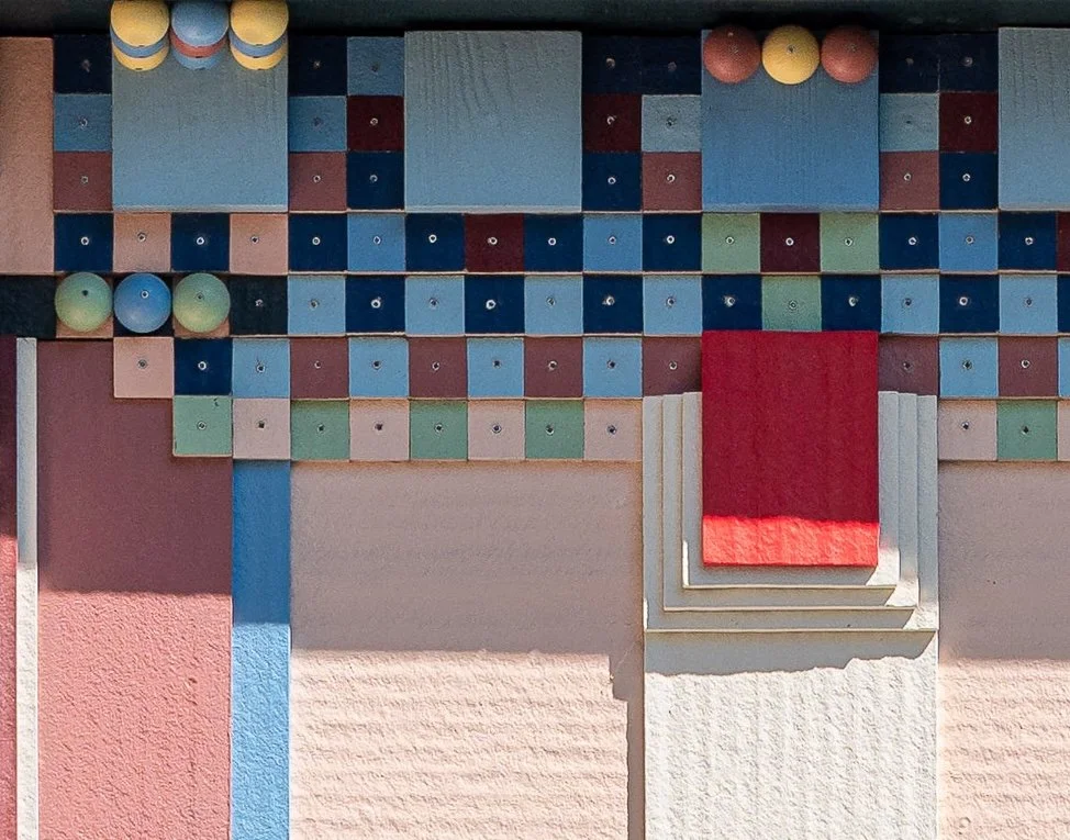 1923_thomas_ext_71_L_close up.jpg