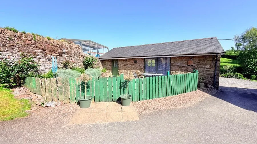 The Stables

The Stables is single-level throughout, making it a brilliant choice for those who prefer easy, step-free living. The double bedroom is warm and comfortable, whilst the twin bunk room is perfectly suited for children and younger teens - 