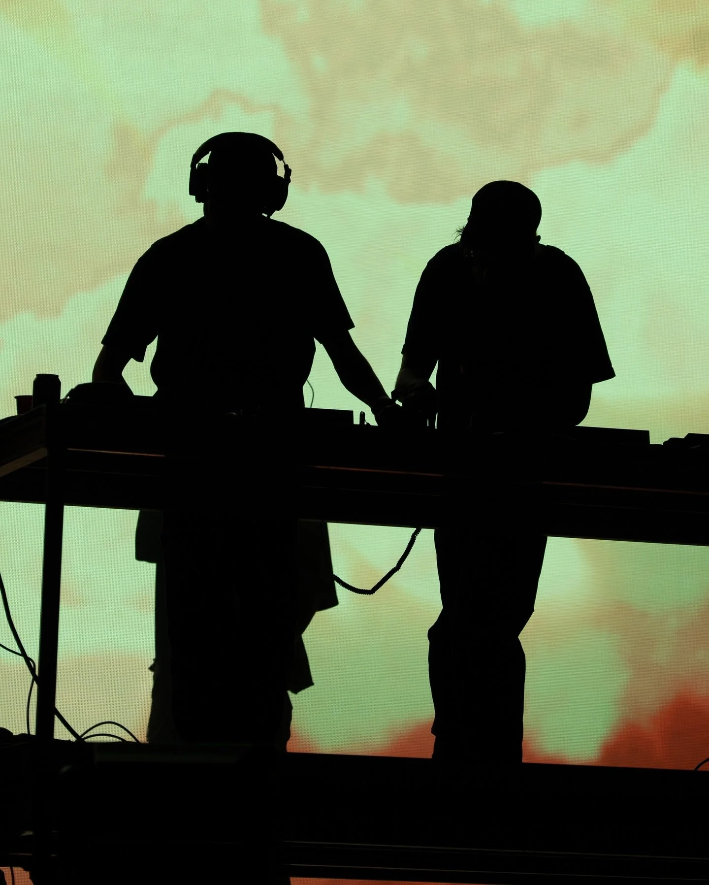 @blaapband got the energy going early on night 1 of @okeechobeefest ! What a way to start things off with @ofthetreesmusic  and @freddytoddmusic !

#blaap 
#okeechobeemusicfestival 
#musicphotography 
#ofthetrees 
#freddytodd