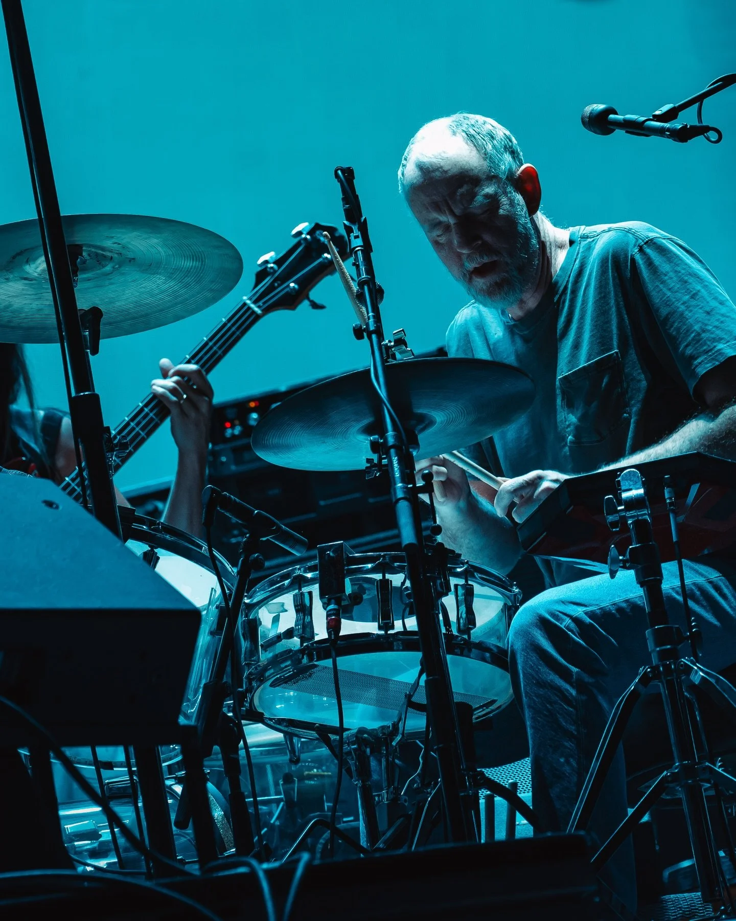 @lcdsoundsystem shook the stage at @okeechobeefest ! Amazing show with tons of classics and incredible work by the production team!

#lcdsoundsystem 
#okeechobeemusicfestival 
#musicphotography 
#livemusic