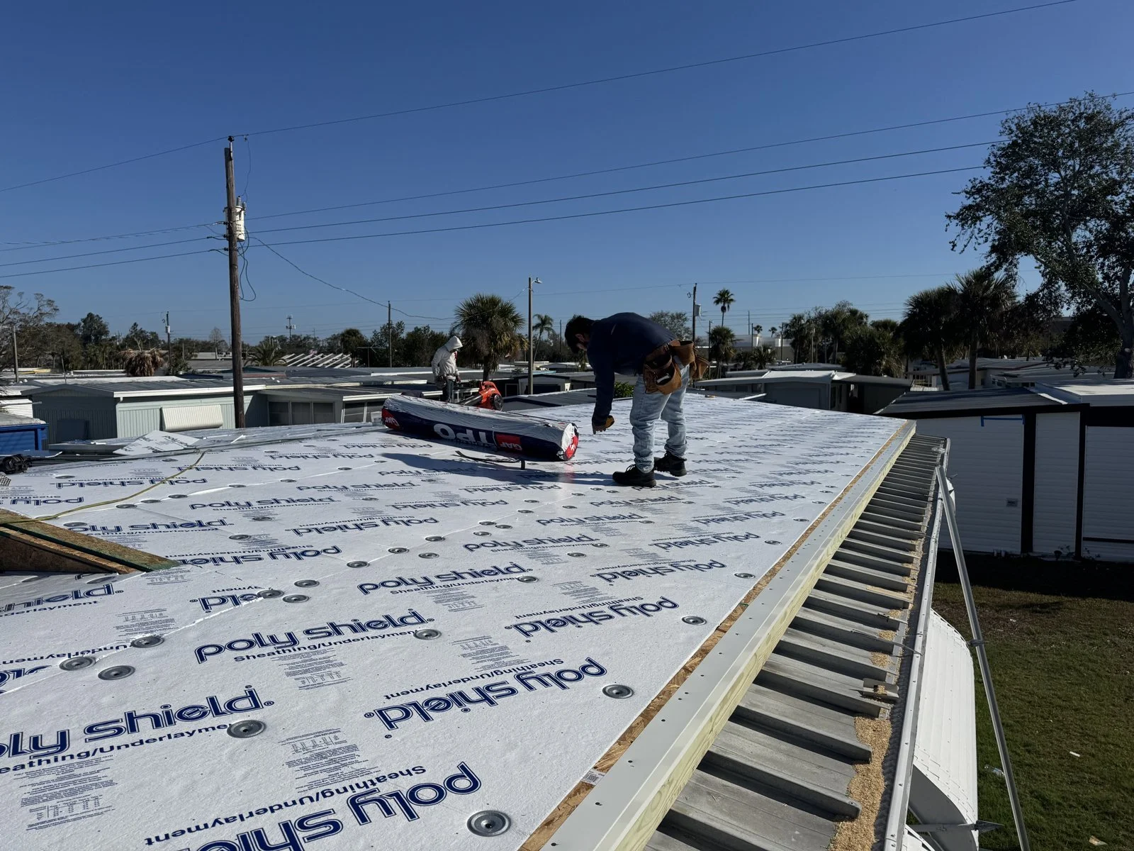 15_flat-solar-roof-bay-view_aerial.jpg
