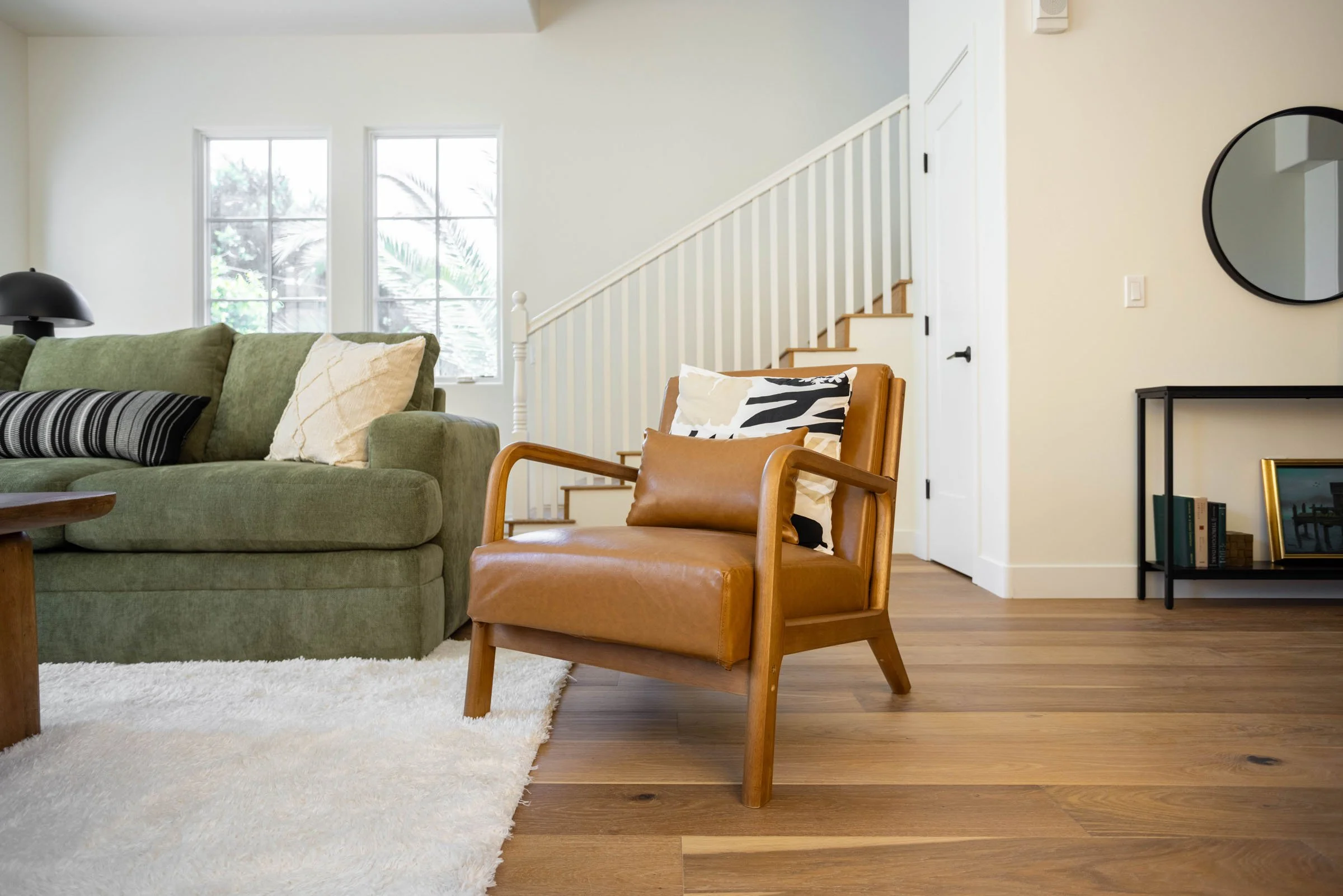 Living room interior at Walnut Crossing Pasadena