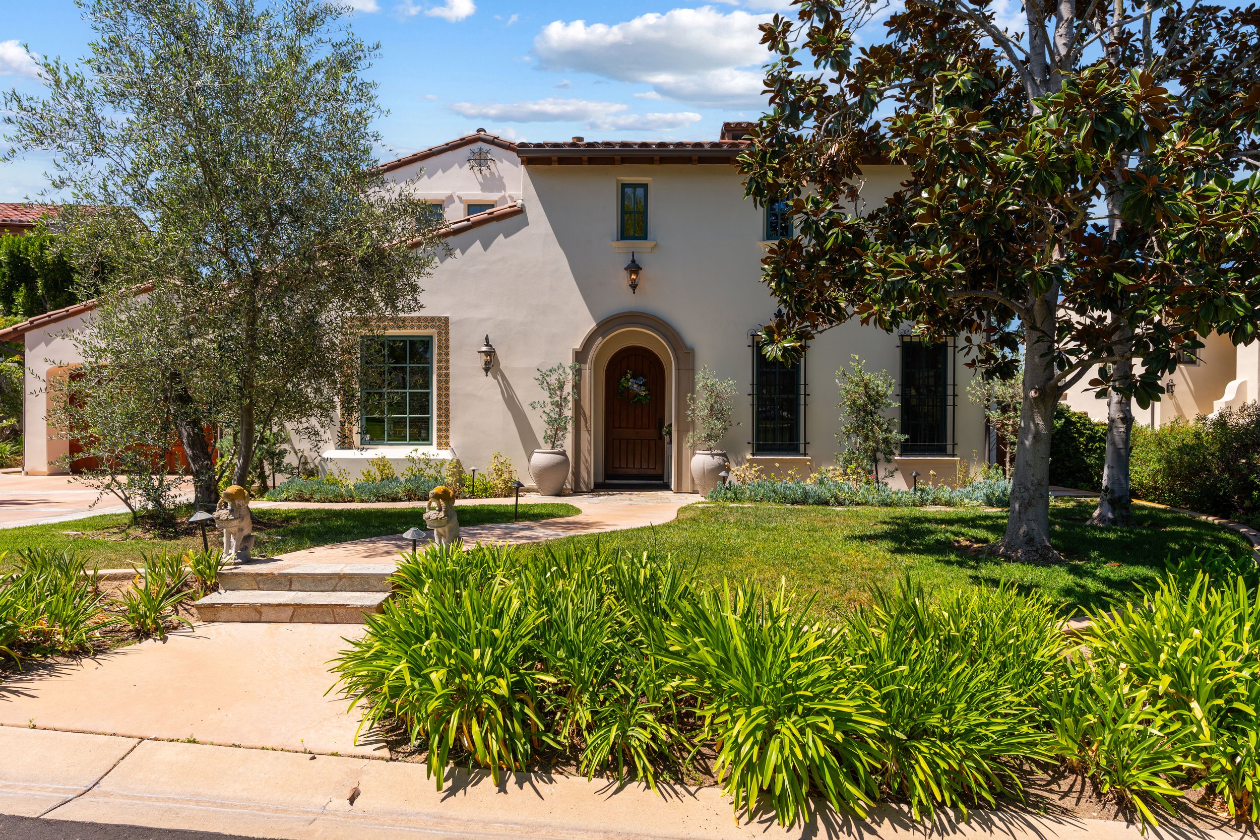 A9M_004_8181 Lamour Ln.jpg