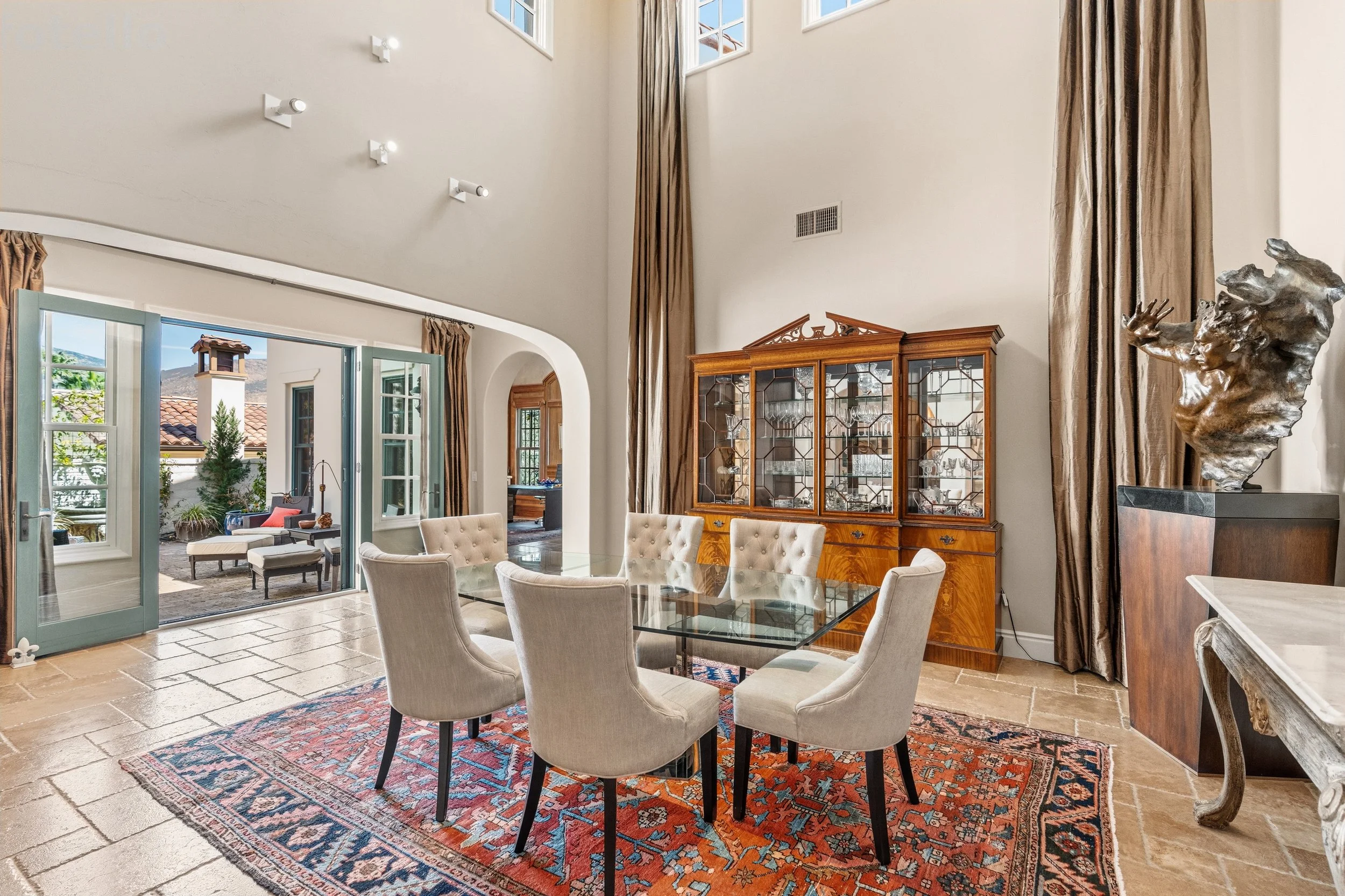 A9M_013_8181 Lamour Ln.jpg