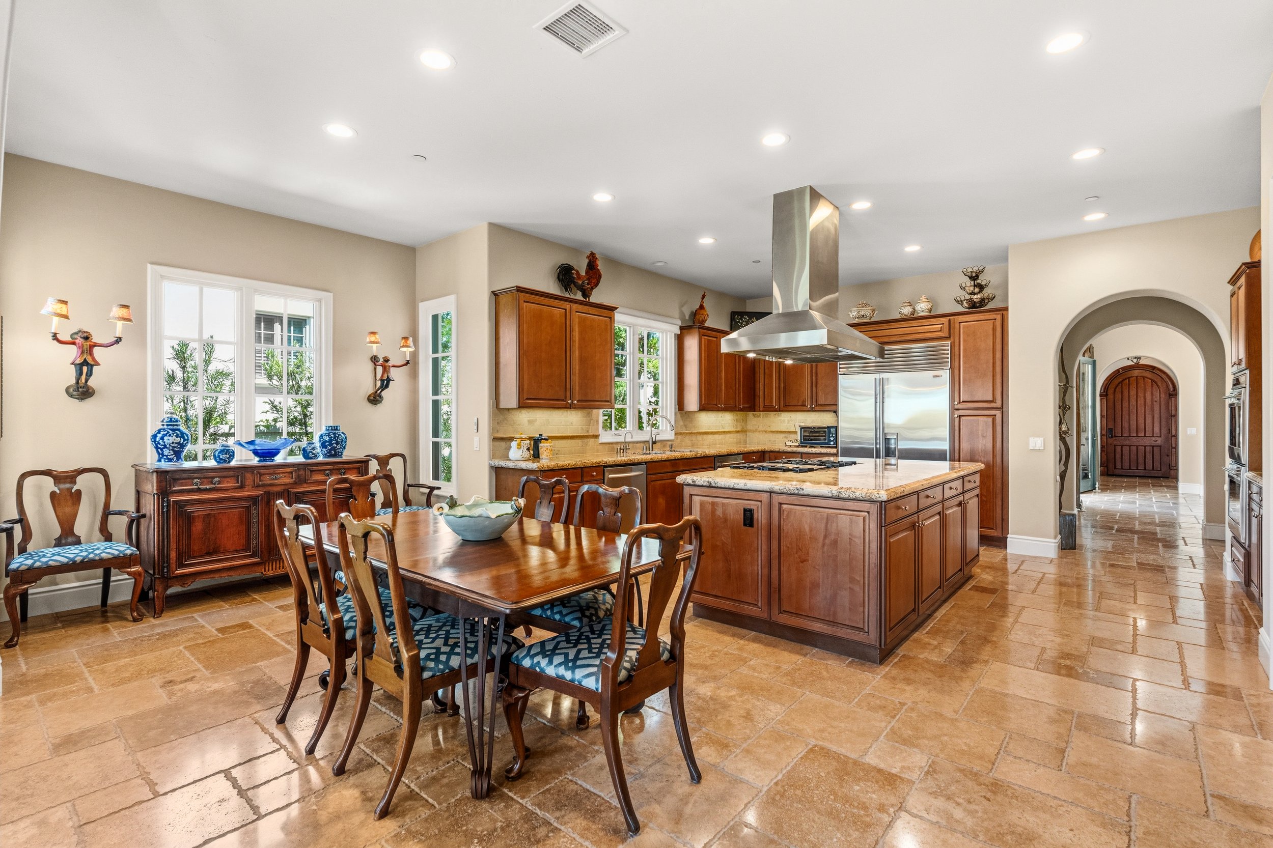 A9M_022_8181 Lamour Ln.jpg