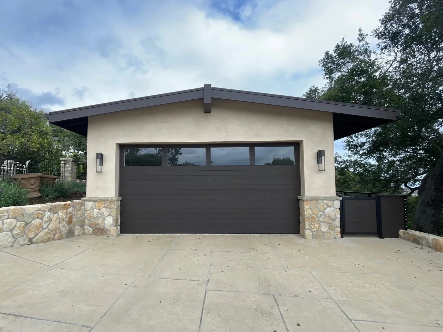 Hillside Garage and Road Repair