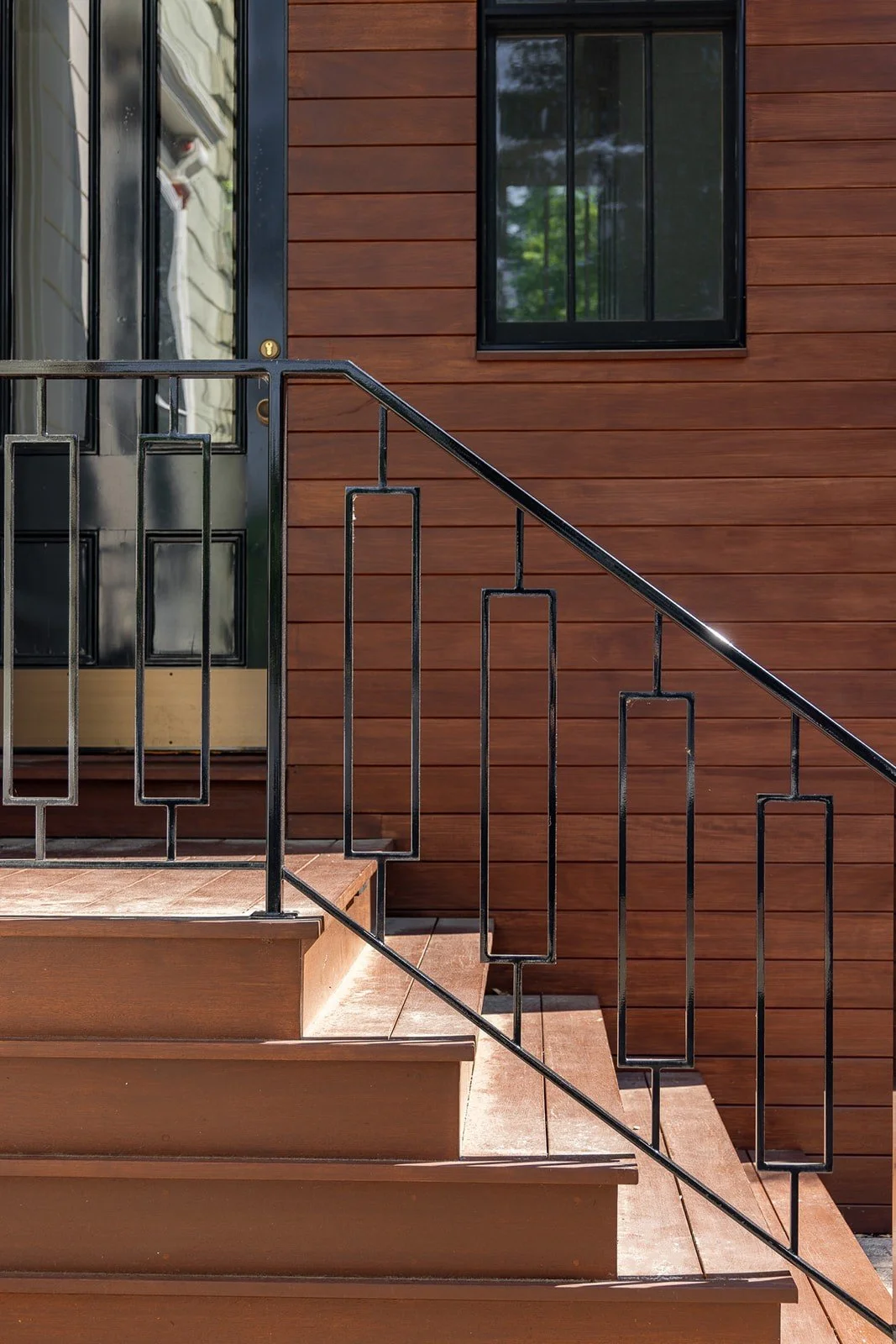OUTSIDE ENTRY.jpg