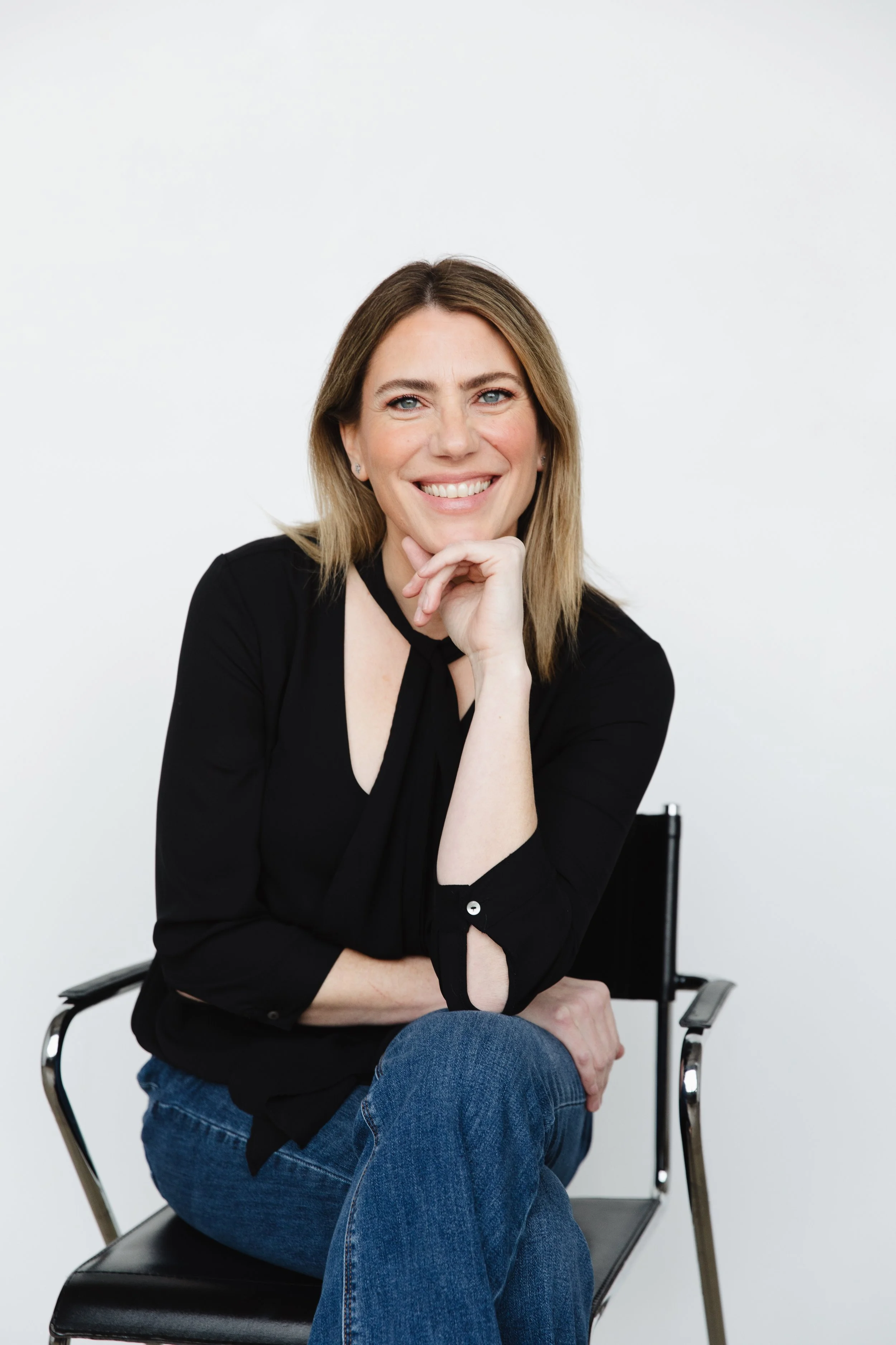 Alison Graft, LCSW, therapist and collaborative divorce coach in Hinsdale, Illinois.
