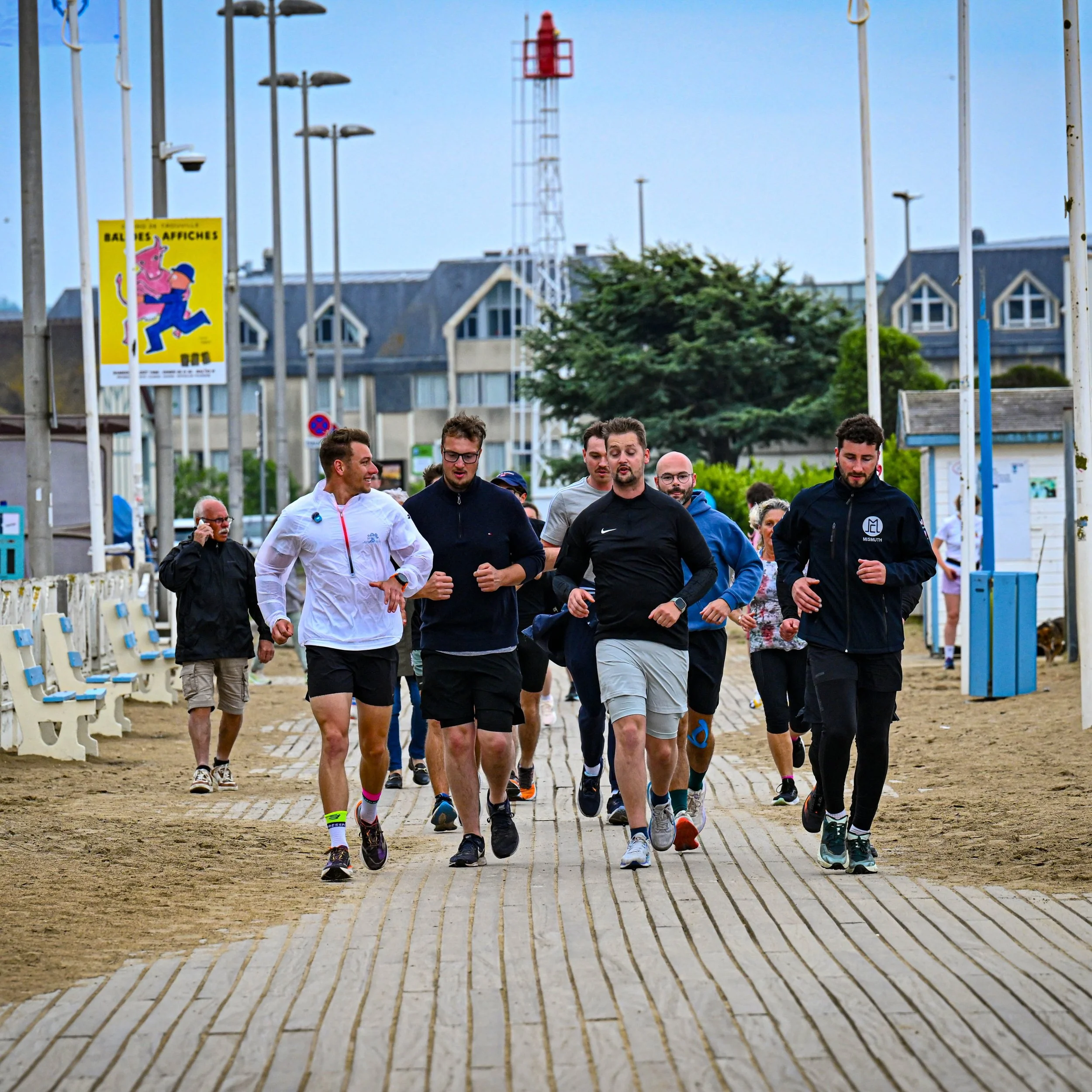 🏃&zwj;♀️🥐✨ C&rsquo;&eacute;tait notre tout premier Run &amp; Croc&hellip; et quel bonheur !

5 km de run, une petite coupette &agrave; l&rsquo;arriv&eacute;e 🥂 et surtout un super moment partag&eacute; tous ensemble ☀️

Merci &agrave; tous les par