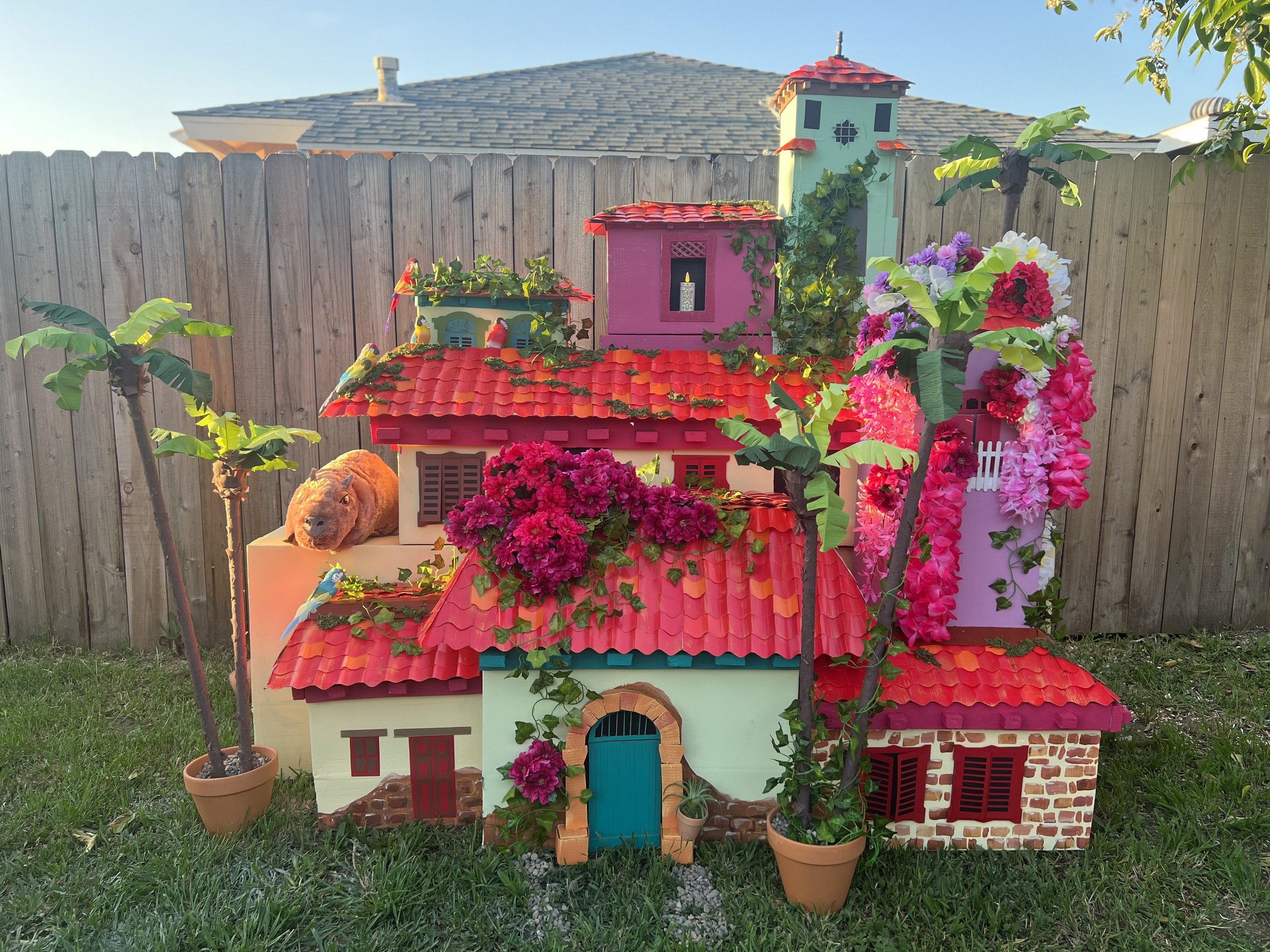 Mini Encanto Casita (Mixed Media, 2023)