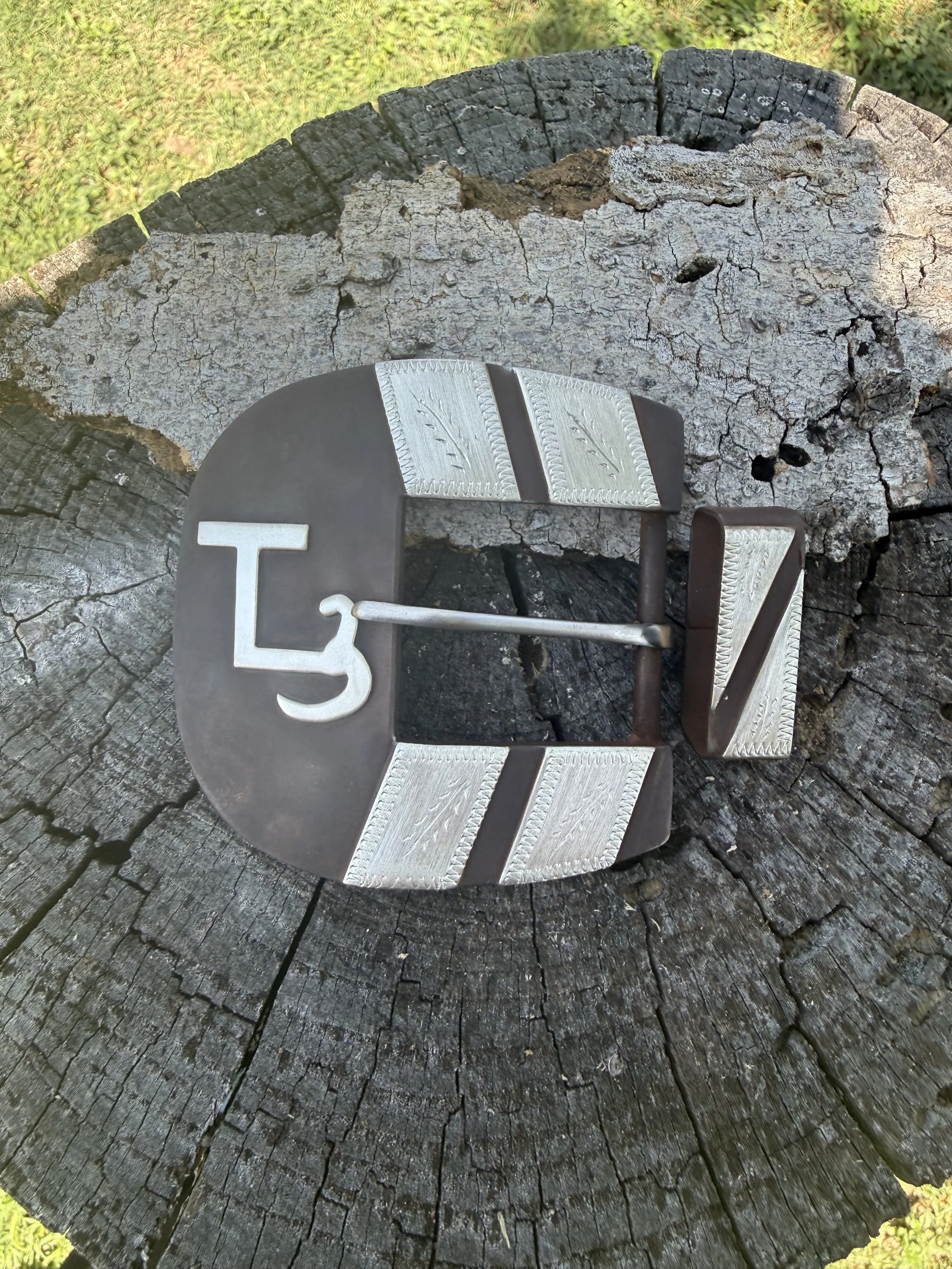 Buckle 11.jpg
