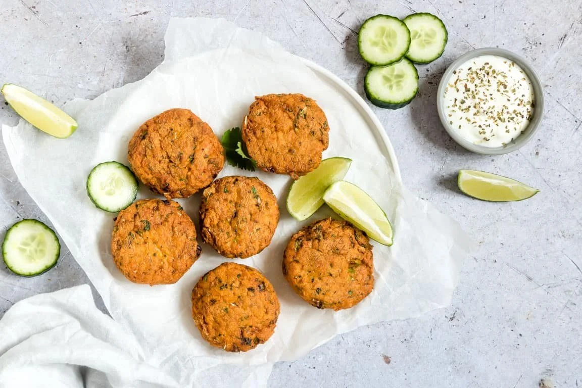 Simple Salmon Cakes