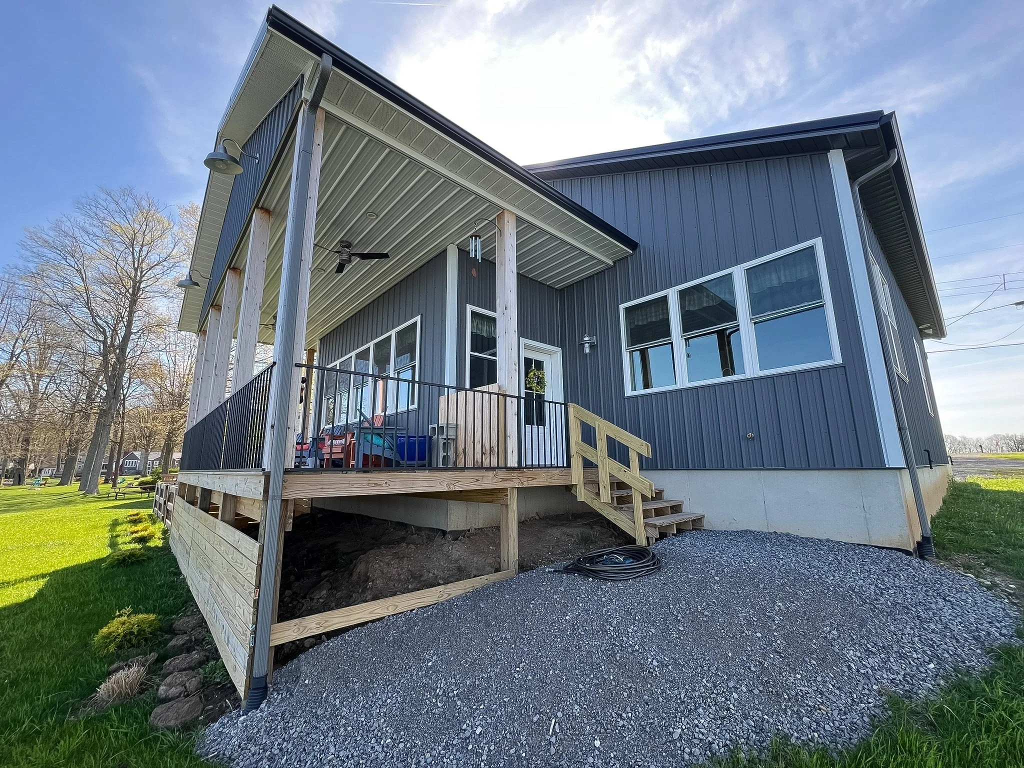 Lakehouse3.jpg