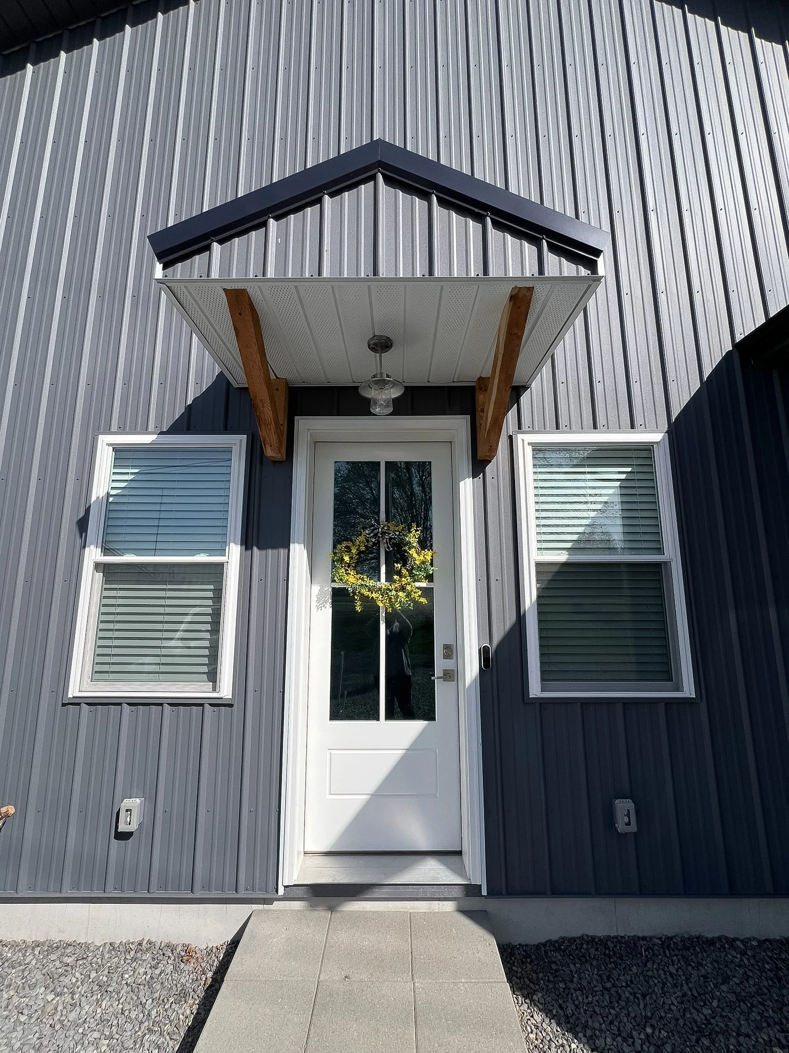 Lakehouse1.jpg