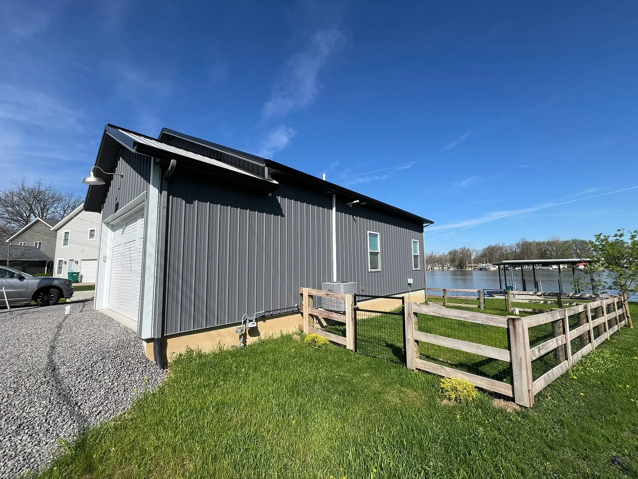Lakehouse7.jpg