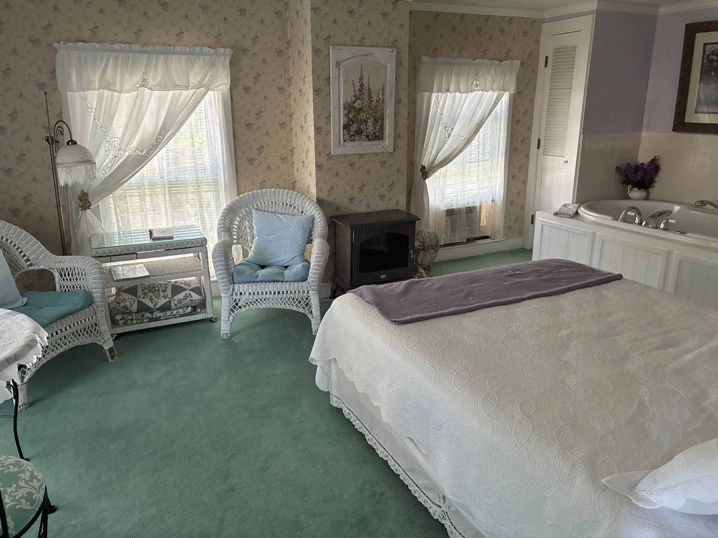 websiteYellow_bedroom 1.jpg