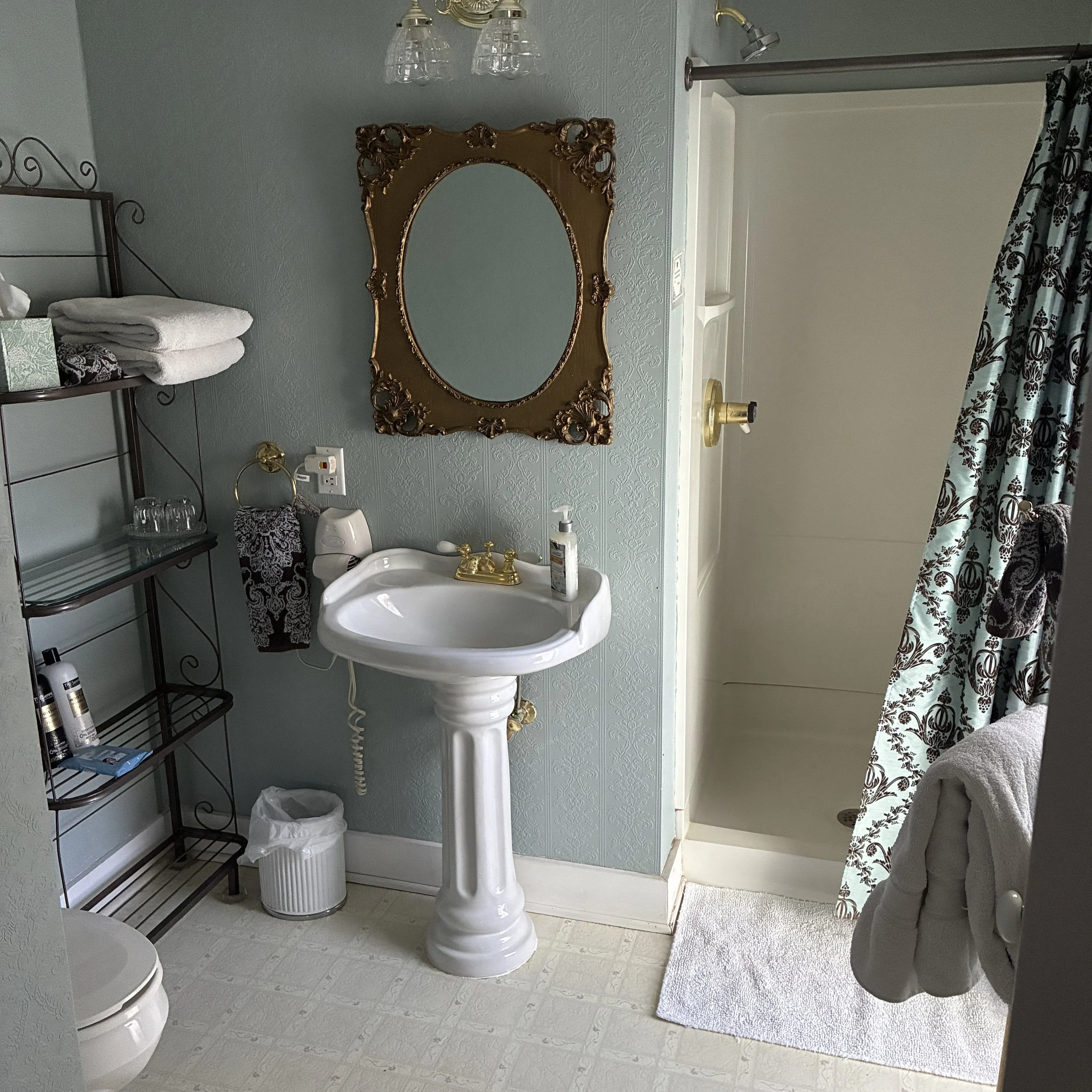 WebsitePink_bathroom 1.jpg