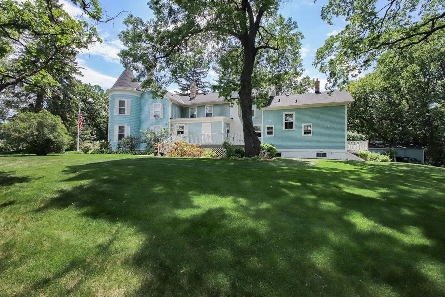 Back lawn.jpg