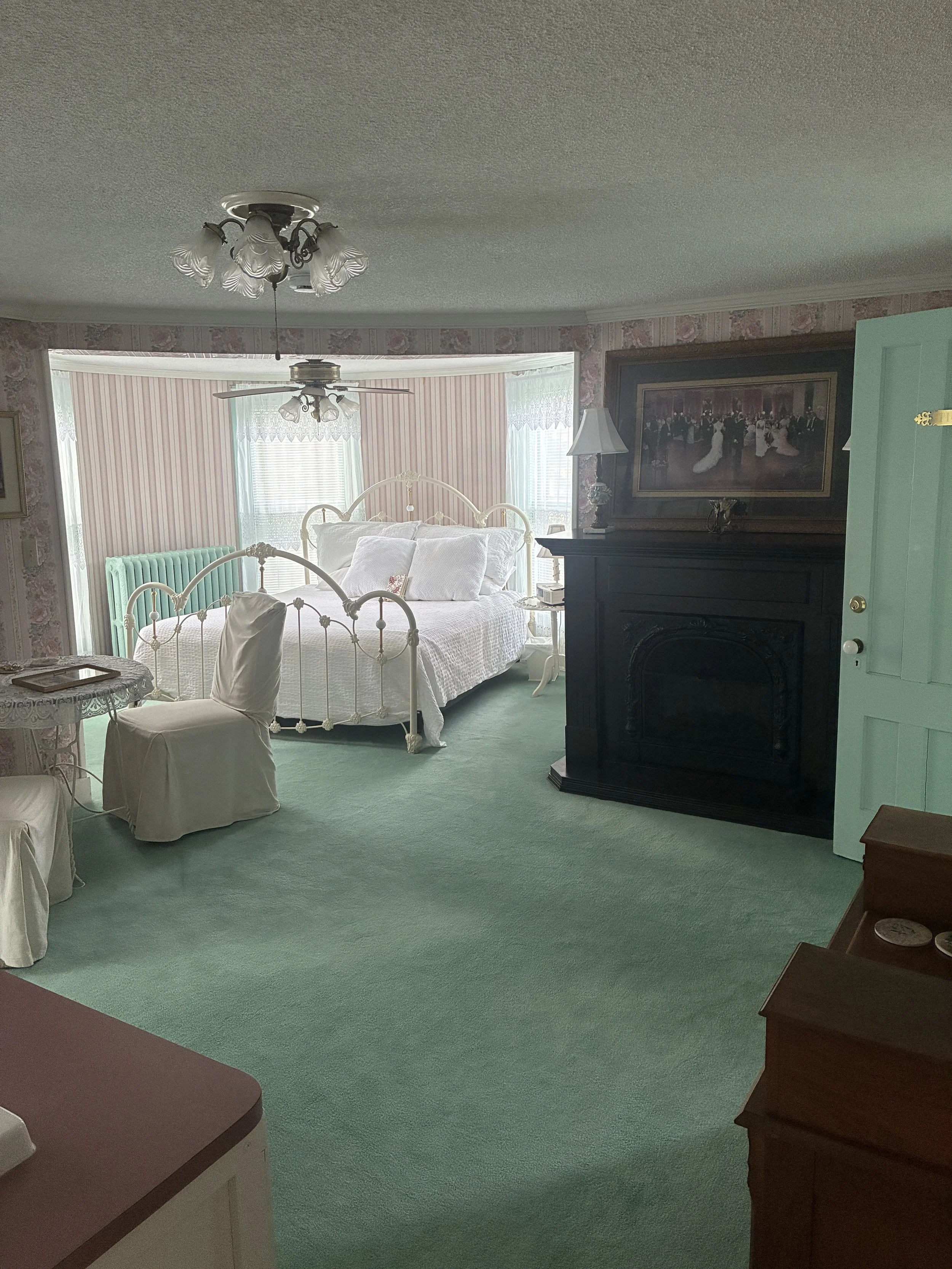 WebsitePink_bedroom 2.jpg