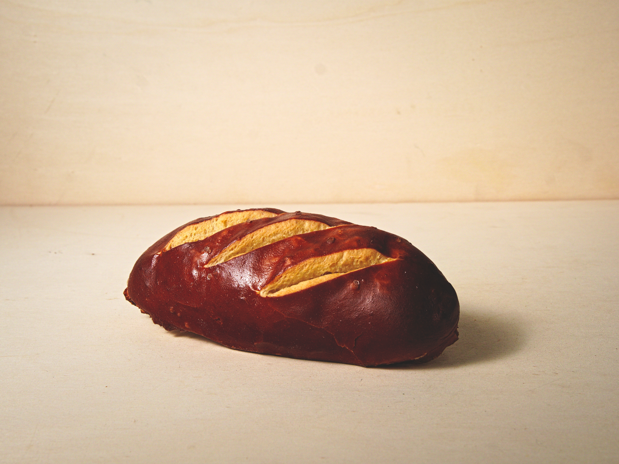 Pretzel Roll.png