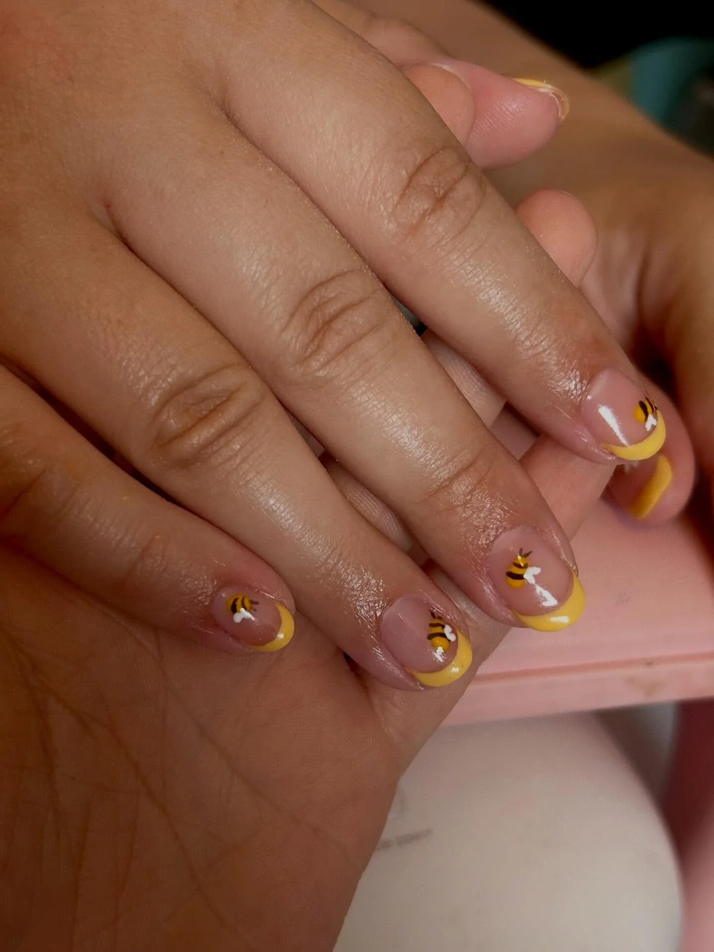 🐝 Some cute little ba-bee shower nails🐝  #babyshowernails #momtobee🐝 #beenails #nailinspo #buzzingwithjoy