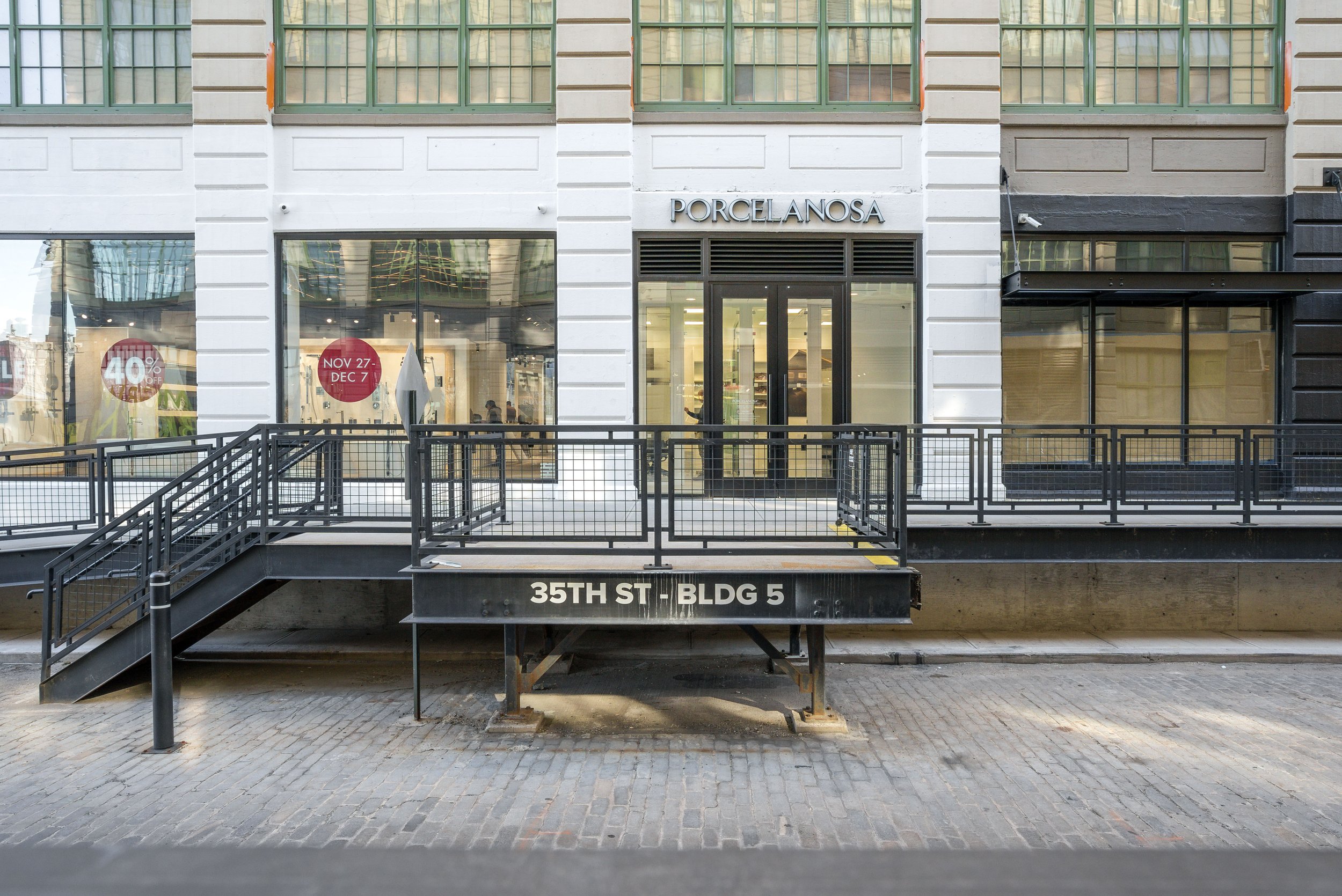 Commercial - 2019 - Porcelanosa Brooklyn_01.jpg