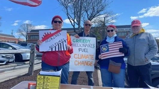 At No Kings demonstration with Karen Elrich, Del. David Moon, Councilmember Jessica Landman.

In America, we have no kings.

#NoKings #TakomaPark #Democracy #Freedom #CivilRights #PeoplePower
