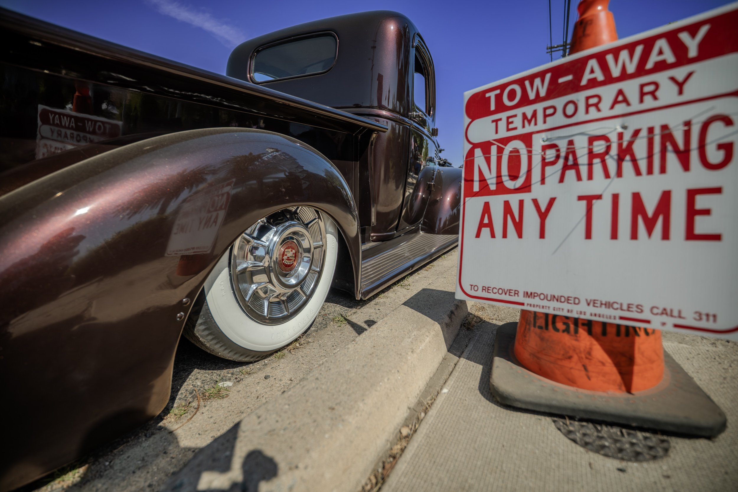No Parking Truck
