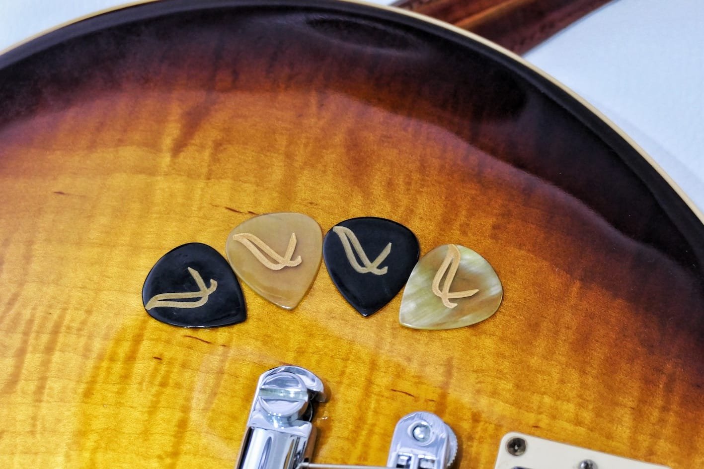 Flat_picks_web.jpeg