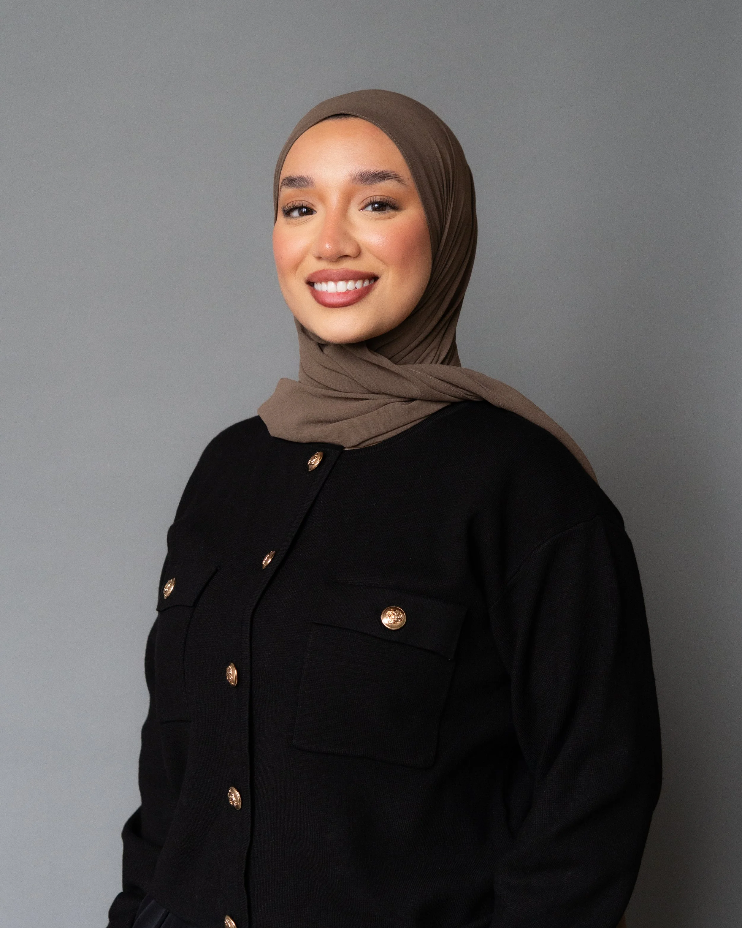 Fatima Azzahra Bahi, Registered Social Worker at Clinique Altera, offering trauma-informed services in English, French, and Arabic.
